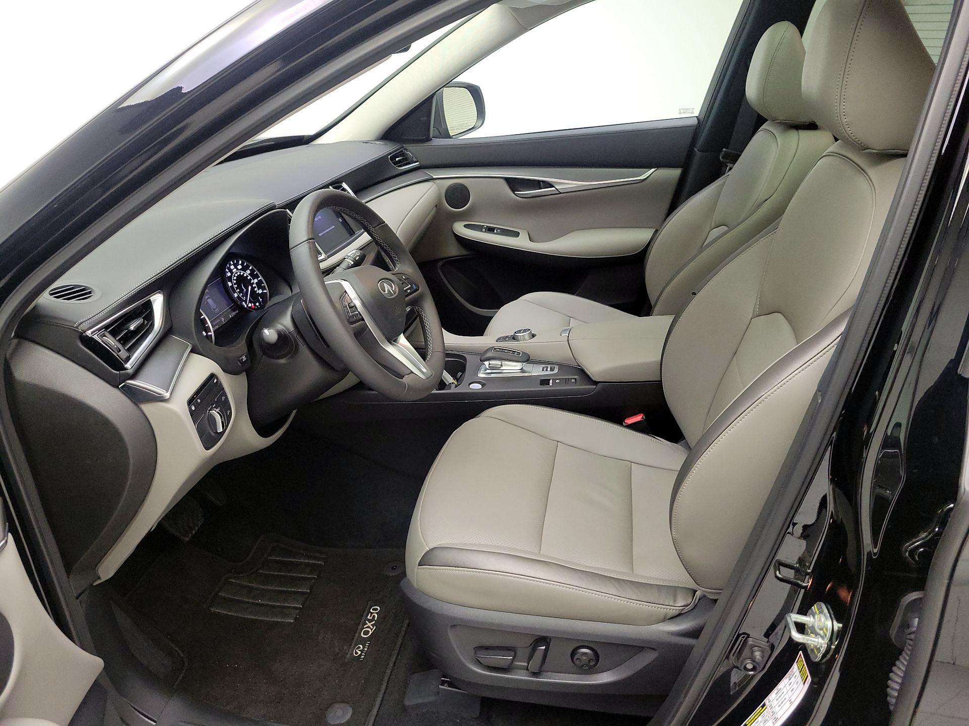 Thumbnail: 2024 INFINITI QX50 - 9