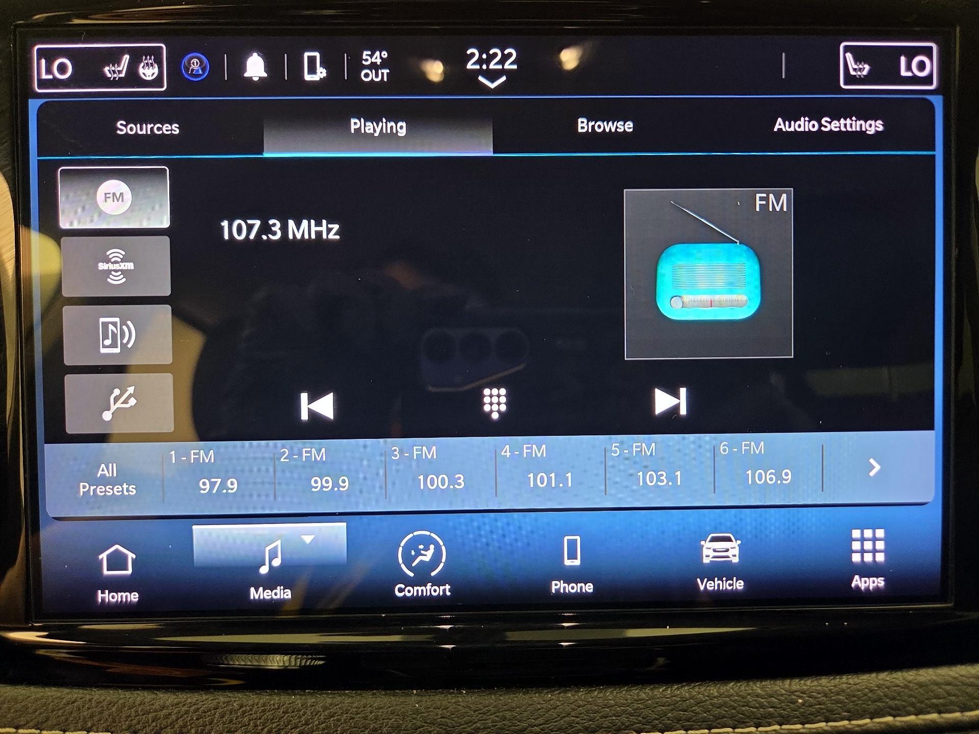 Thumbnail: 2023 Chrysler Pacifica - 15