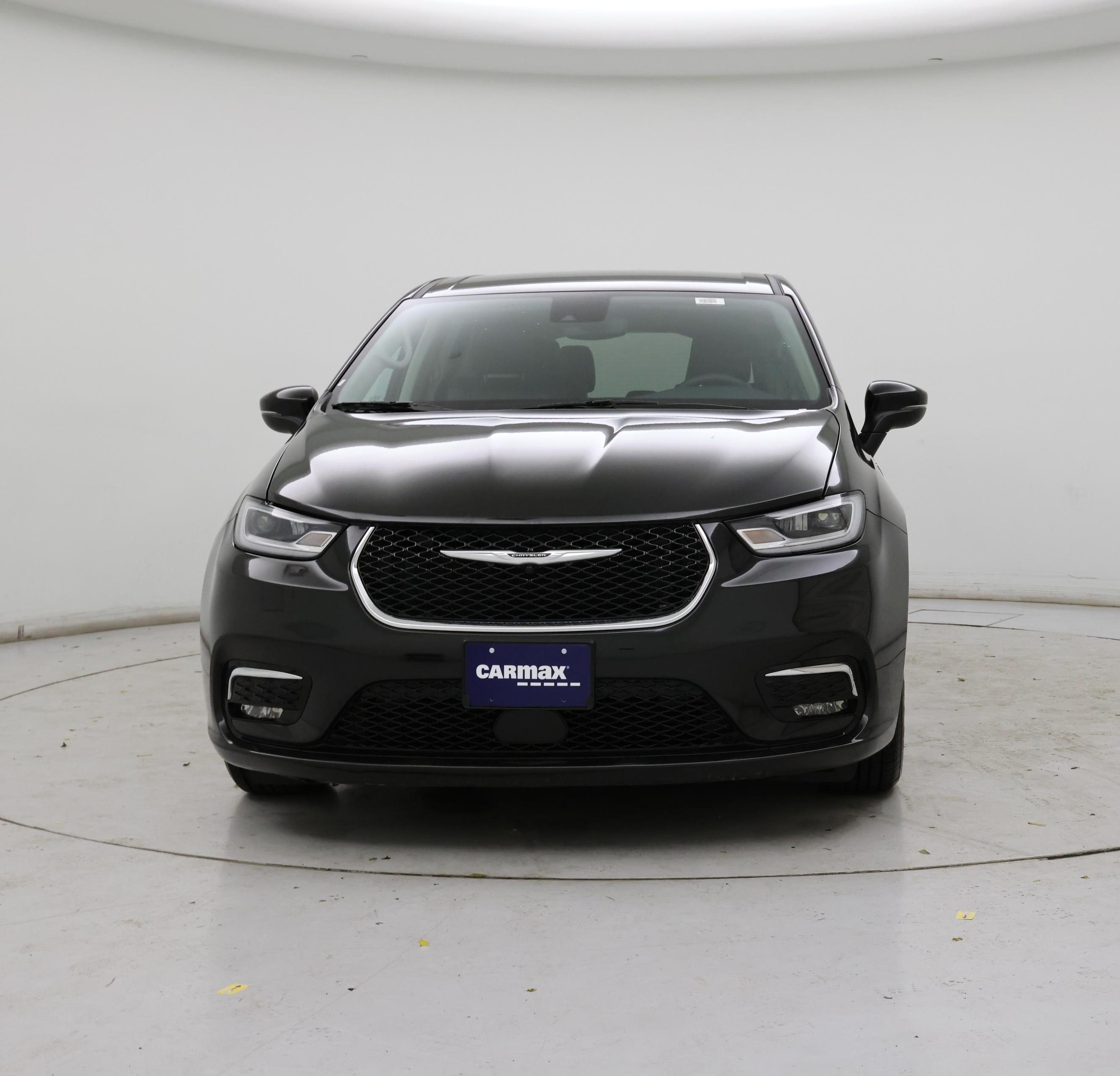 Thumbnail: 2023 Chrysler Pacifica - 5