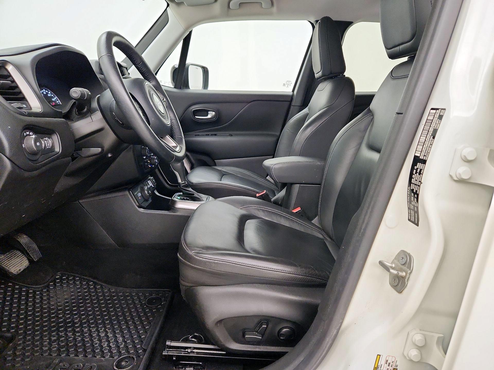 Thumbnail: 2022 Jeep Renegade - 11