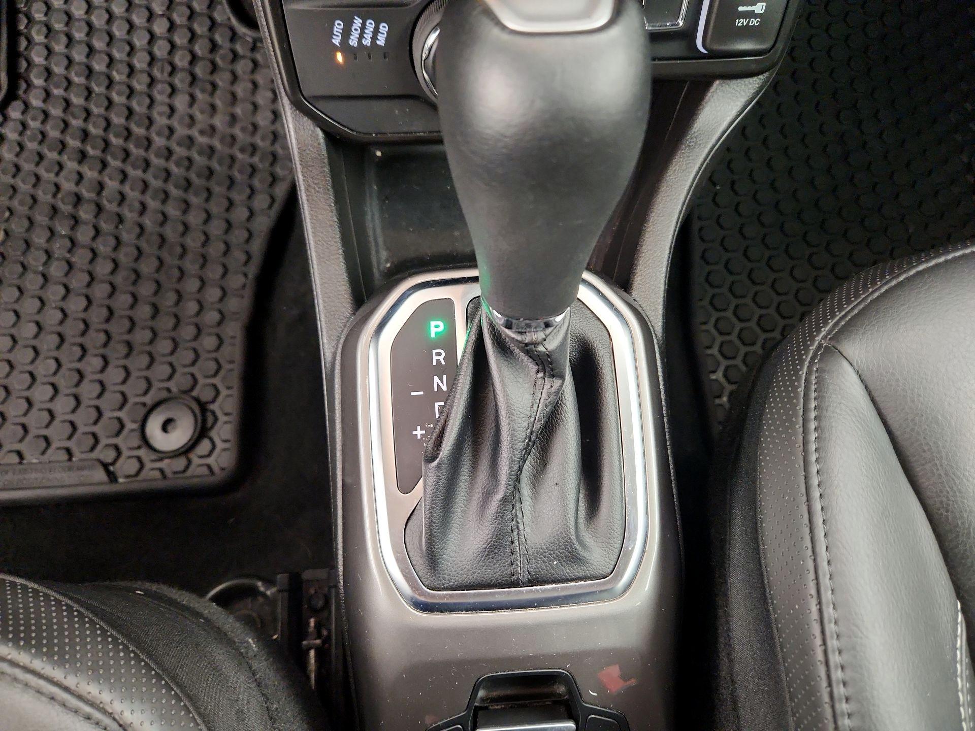 Thumbnail: 2022 Jeep Renegade - 18