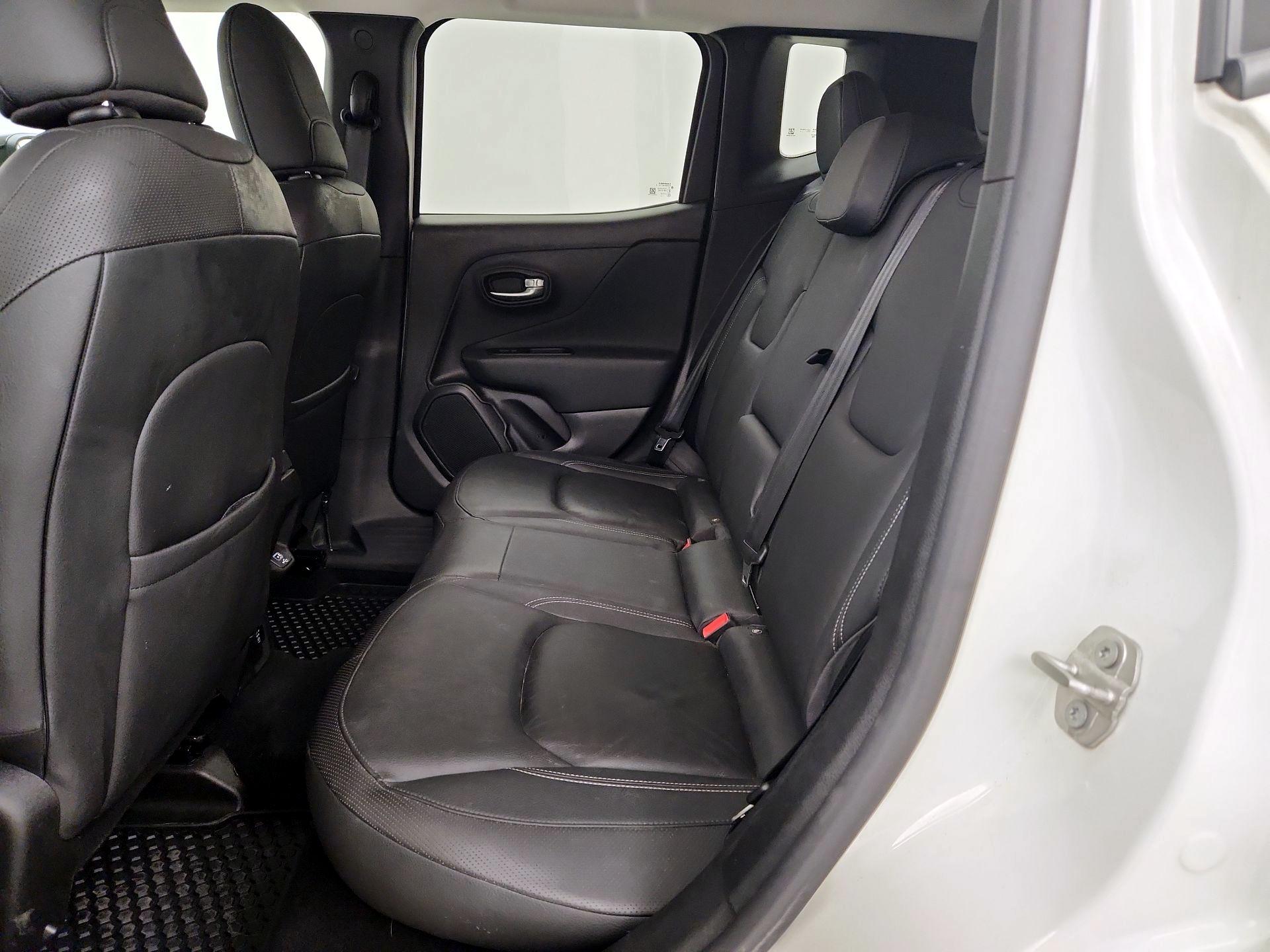 Thumbnail: 2022 Jeep Renegade - 20