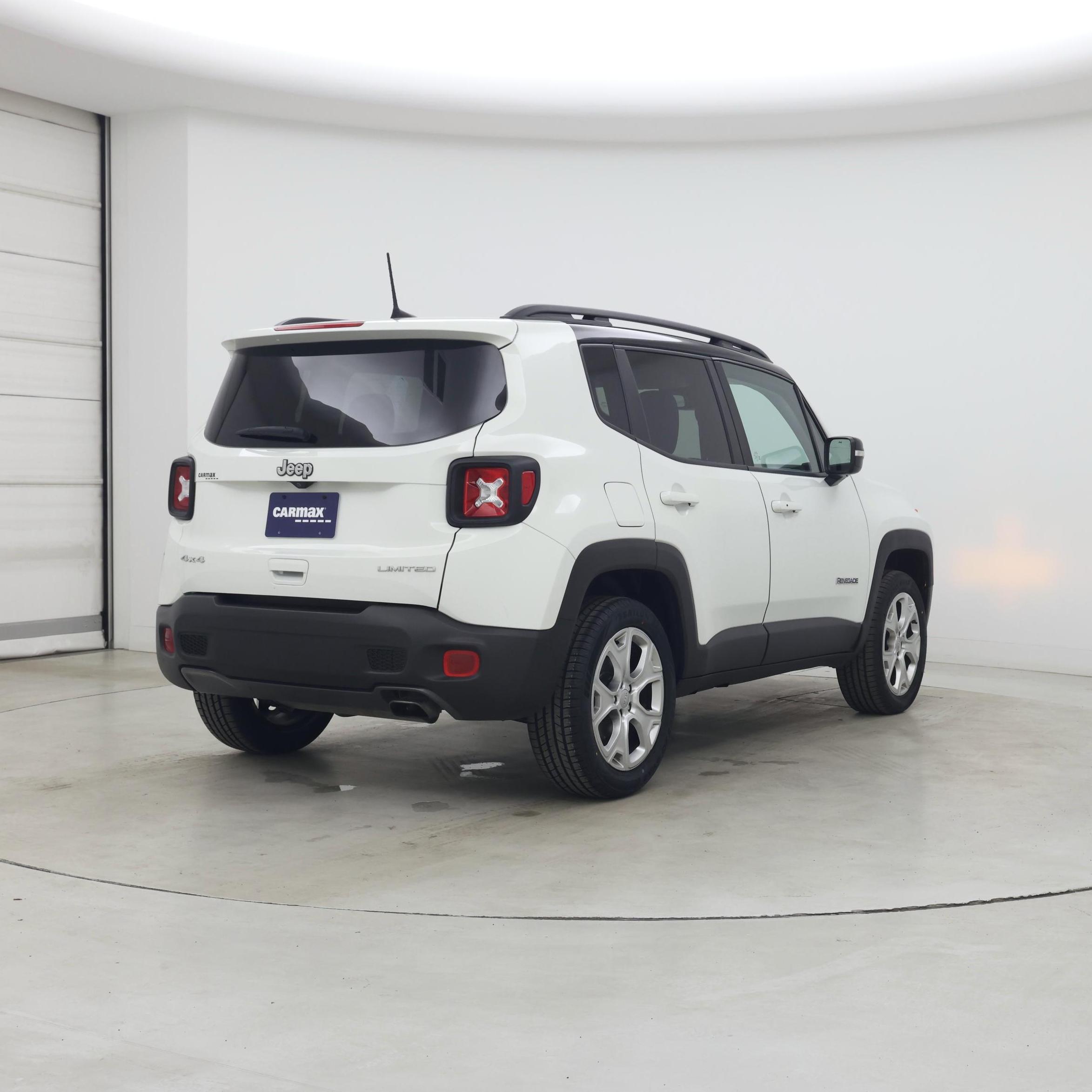 Thumbnail: 2022 Jeep Renegade - 8