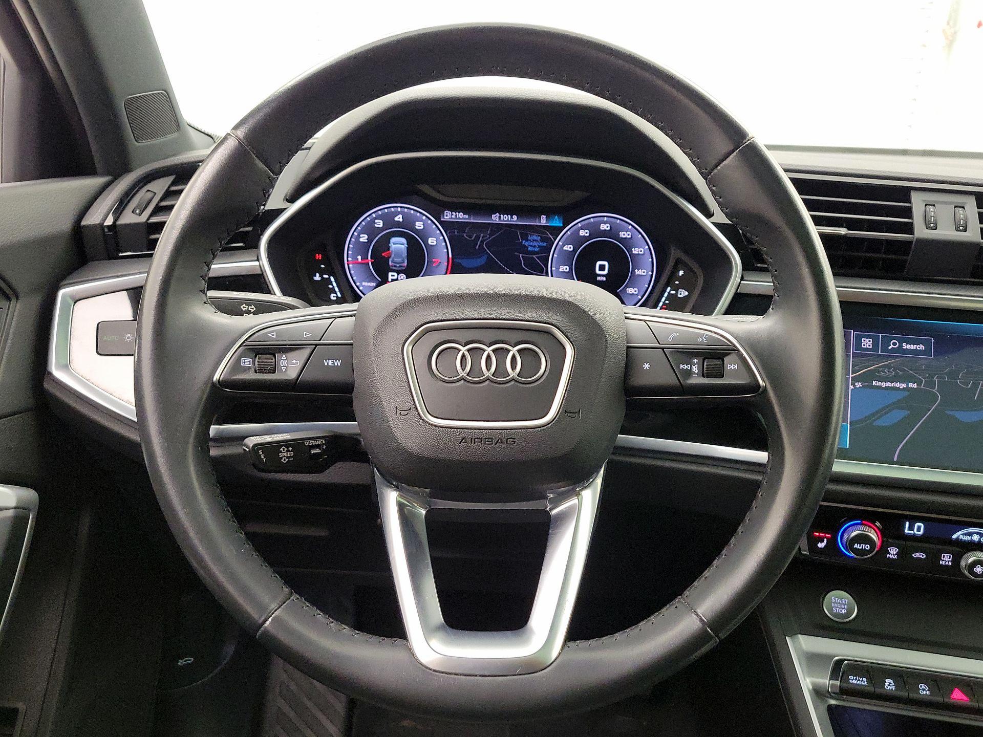 Thumbnail: 2020 Audi Q3 - 10