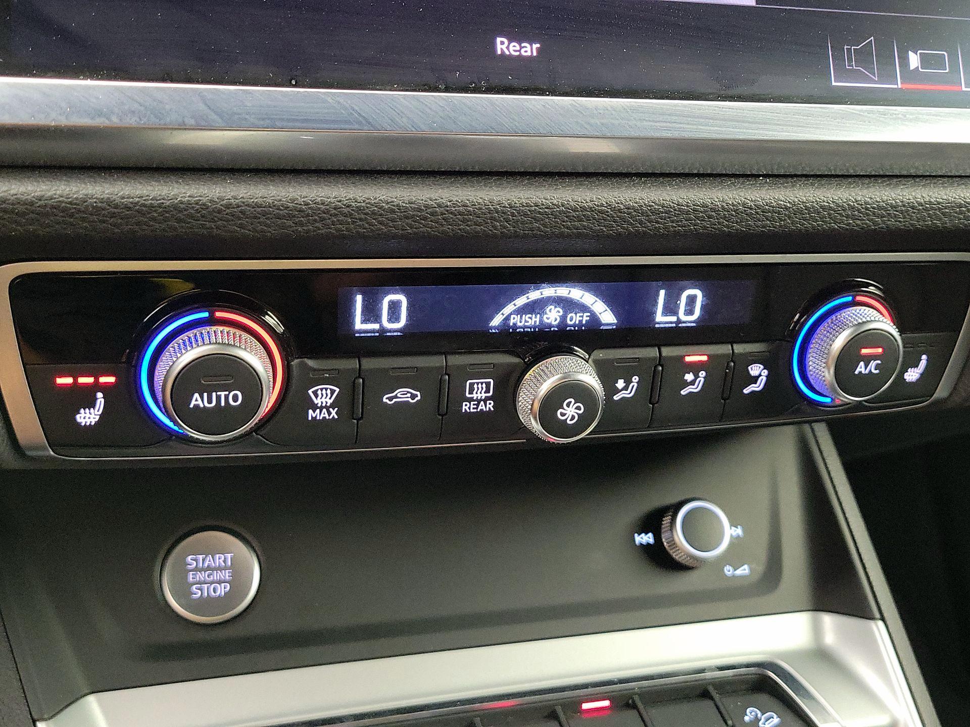 Thumbnail: 2020 Audi Q3 - 17