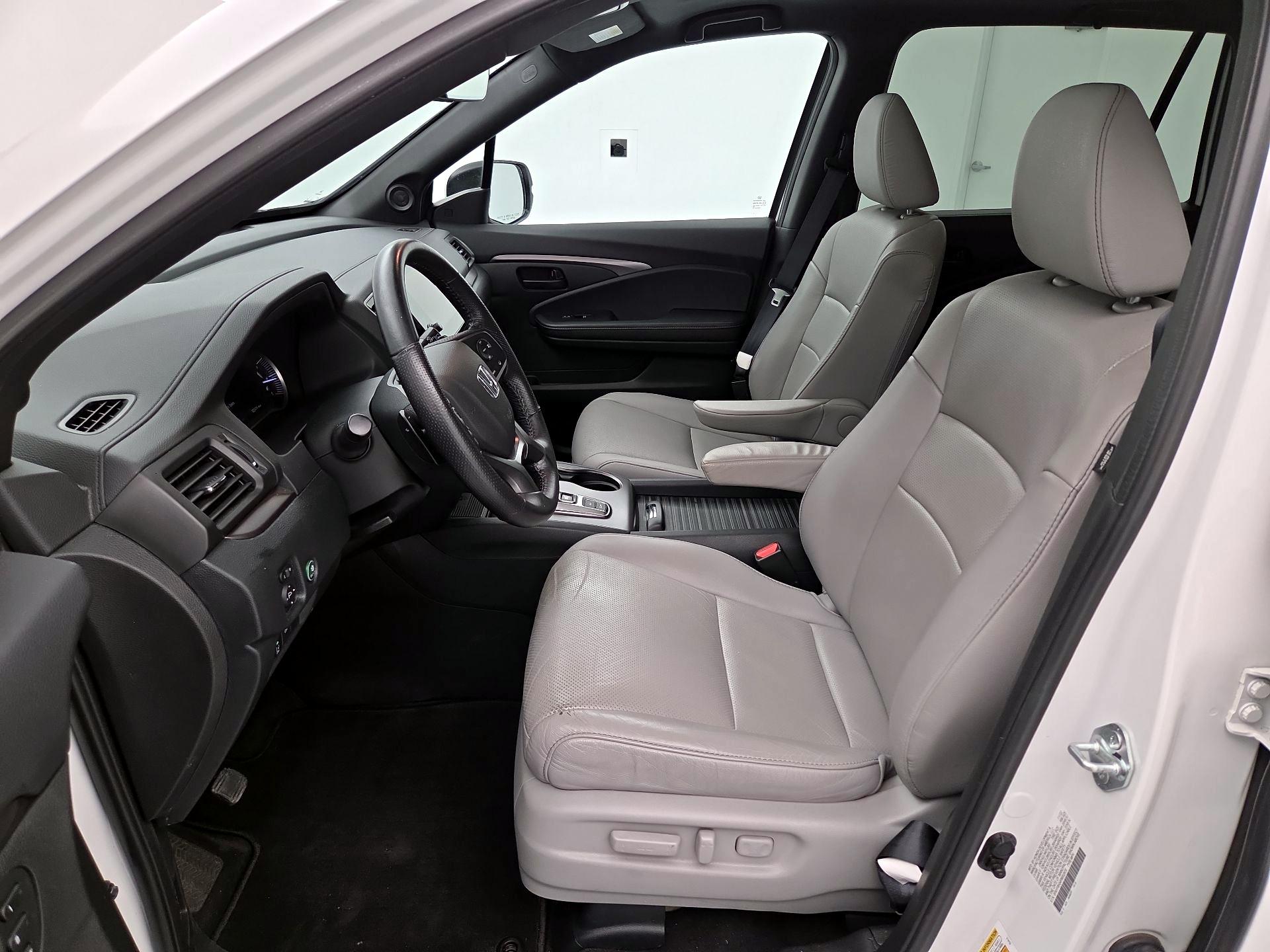 Thumbnail: 2023 Honda Passport - 11