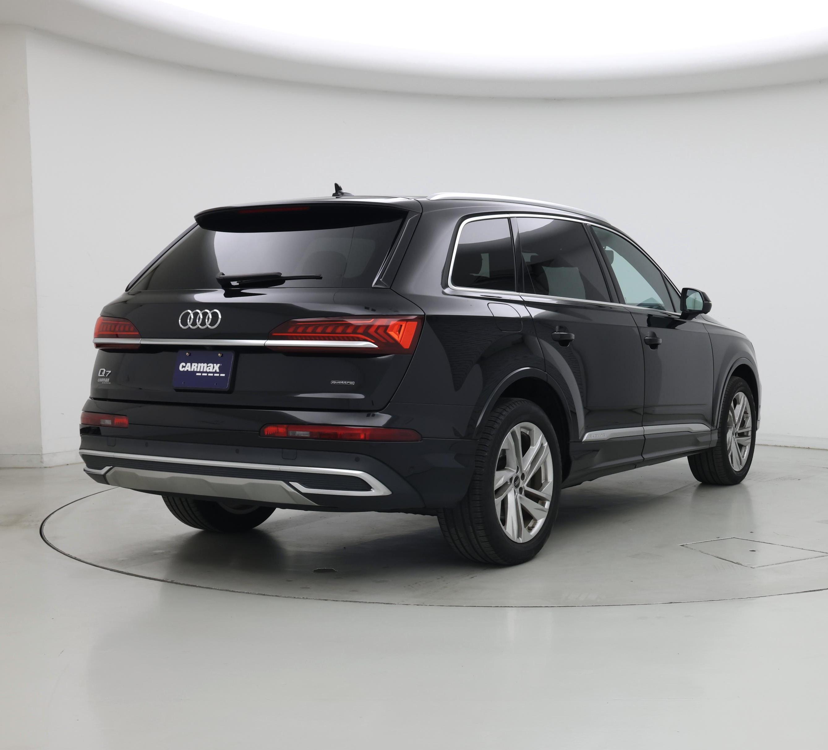 Thumbnail: 2023 Audi Q7 - 8