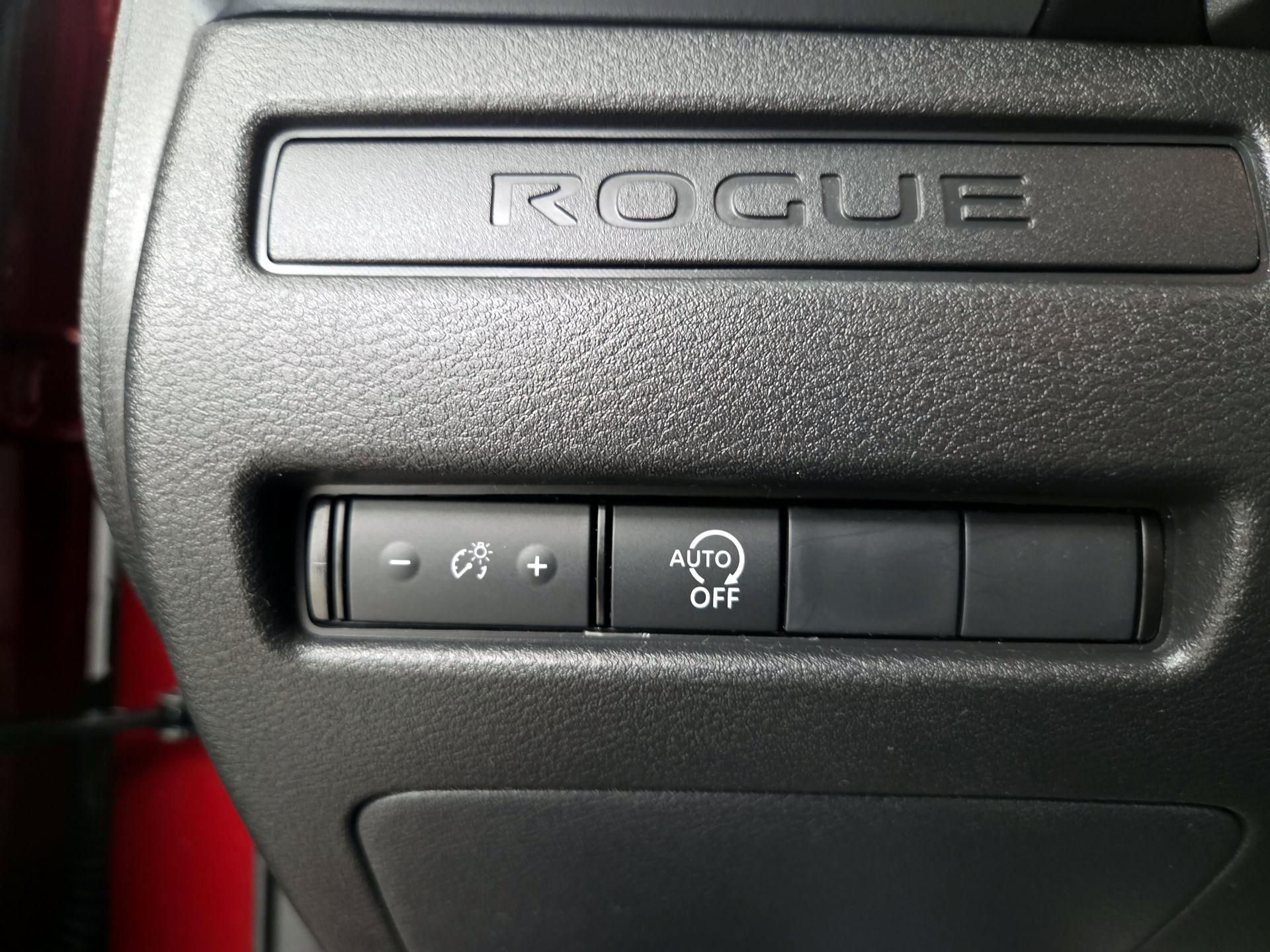 Thumbnail: 2023 Nissan Rogue - 13