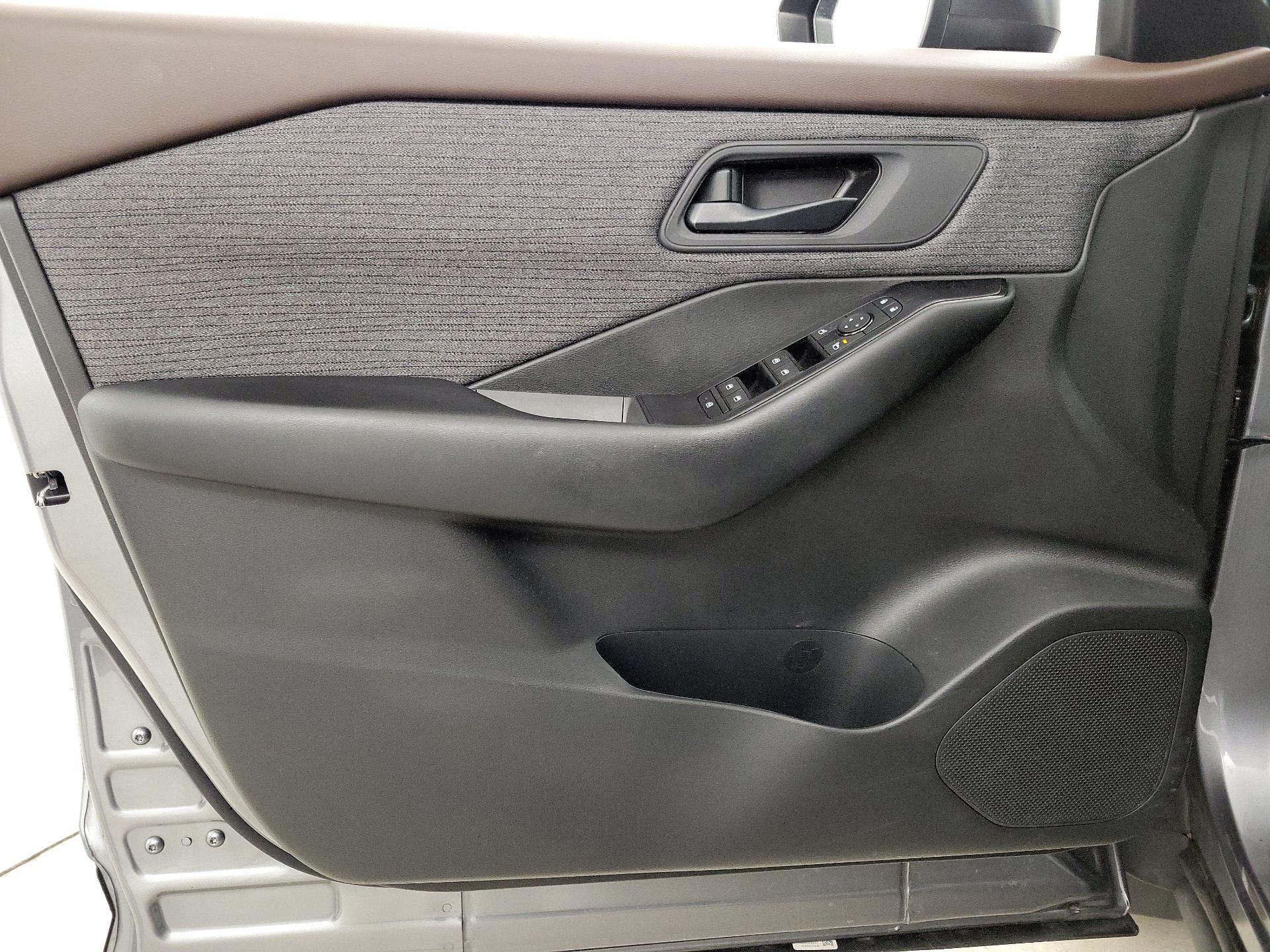 Thumbnail: 2023 Nissan Rogue - 12