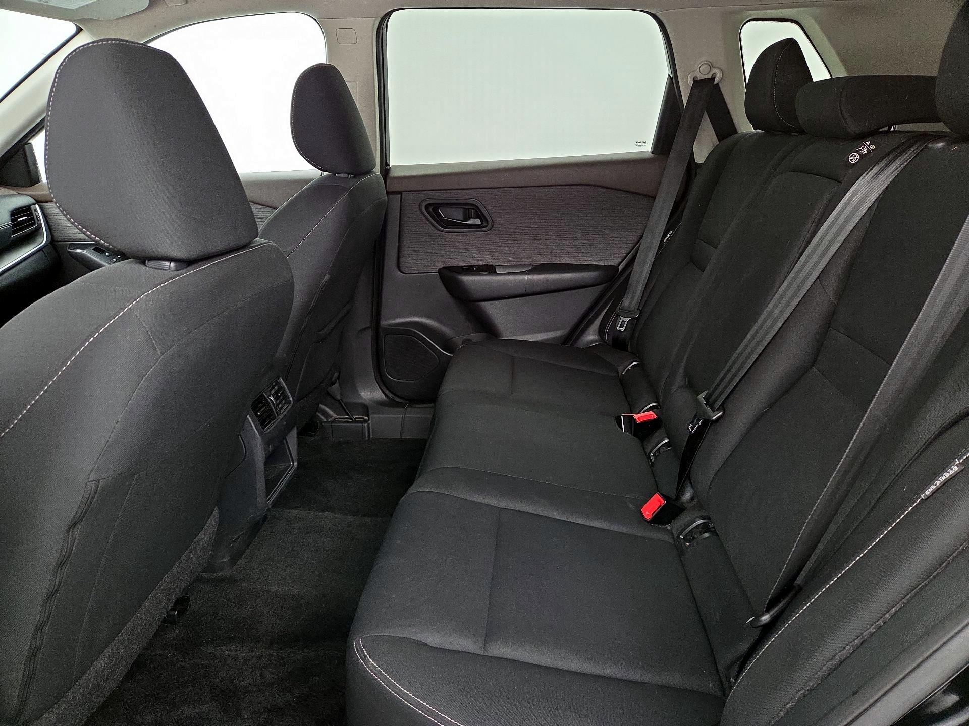 Thumbnail: 2023 Nissan Rogue - 19