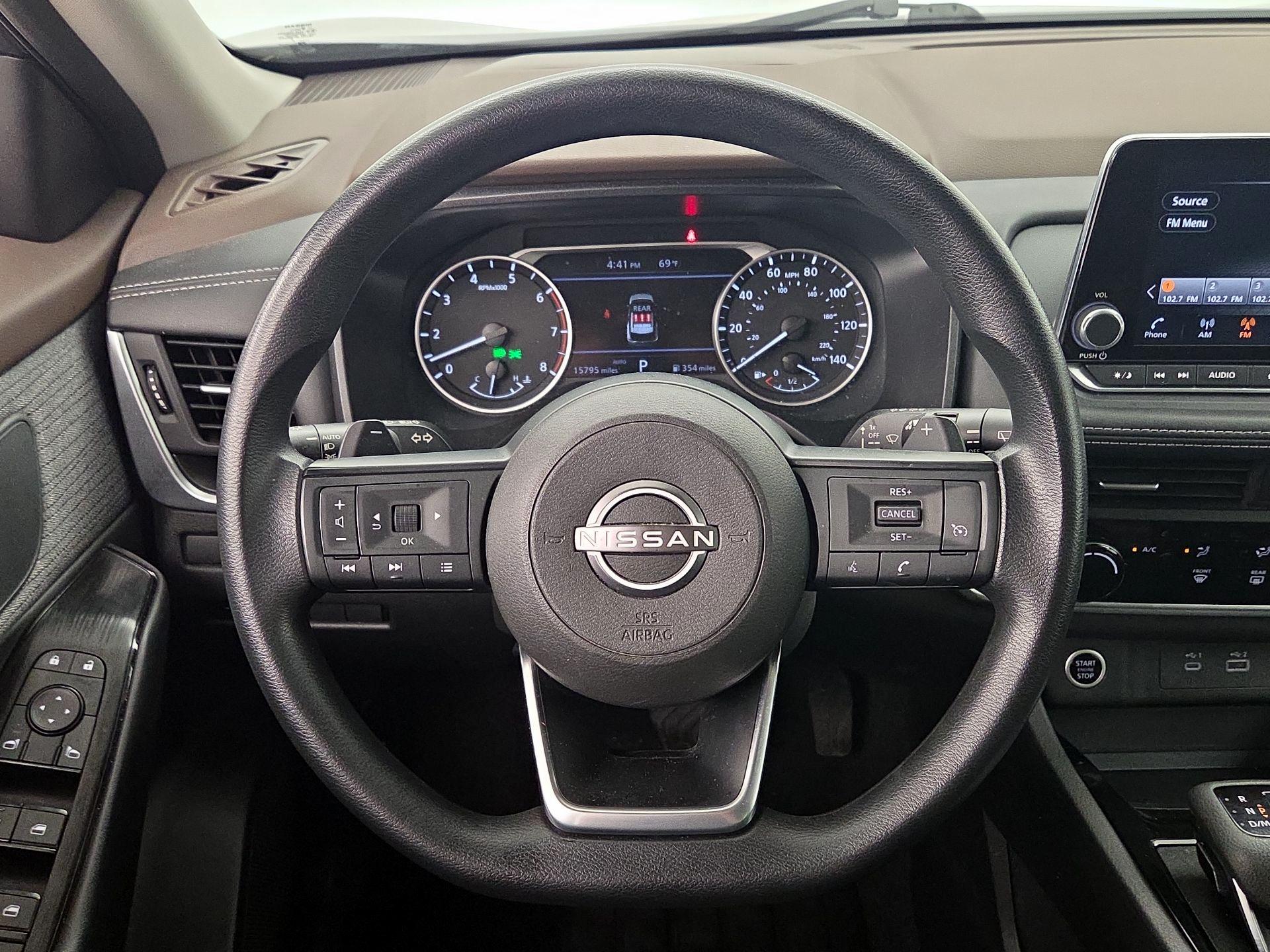 Thumbnail: 2023 Nissan Rogue - 10