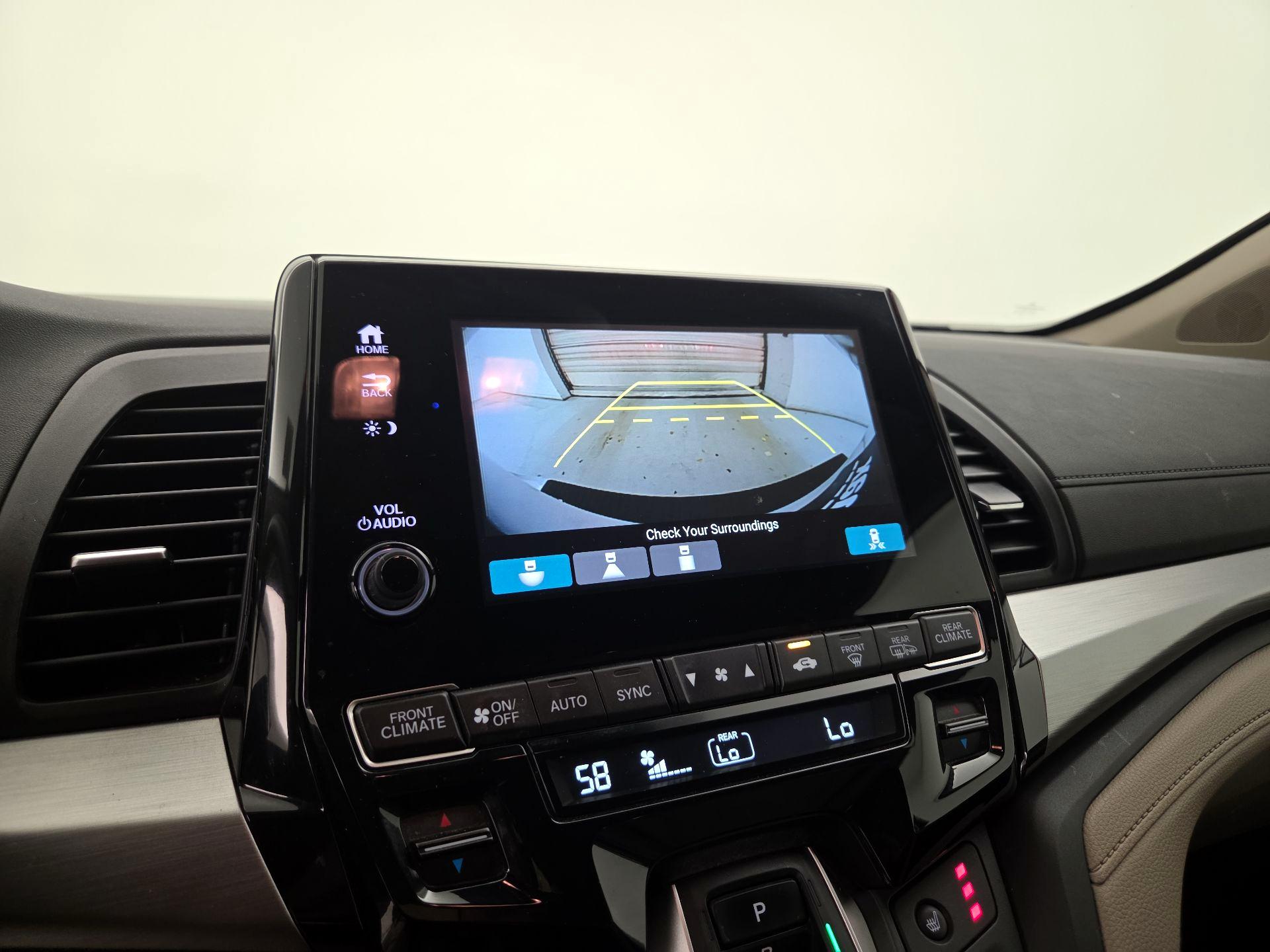 Thumbnail: 2020 Honda Odyssey - 14