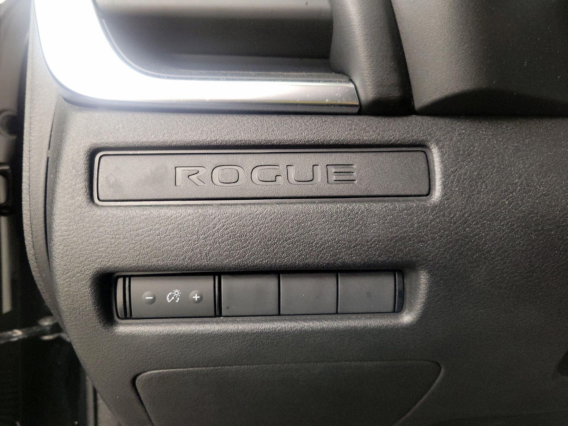 Thumbnail: 2023 Nissan Rogue - 13