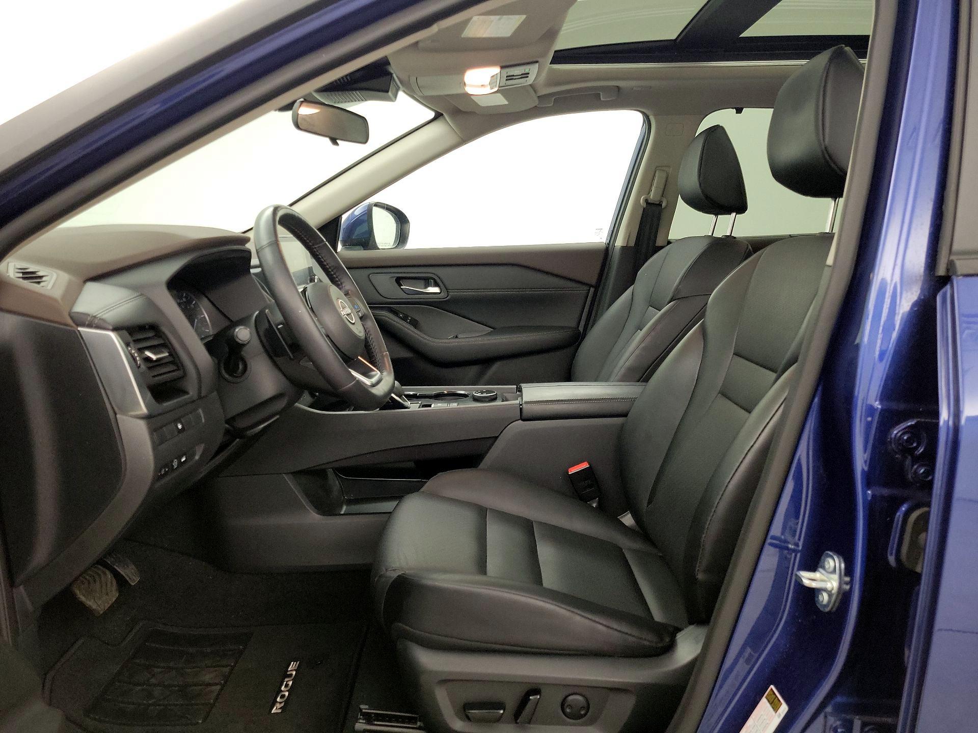 Thumbnail: 2023 Nissan Rogue - 11