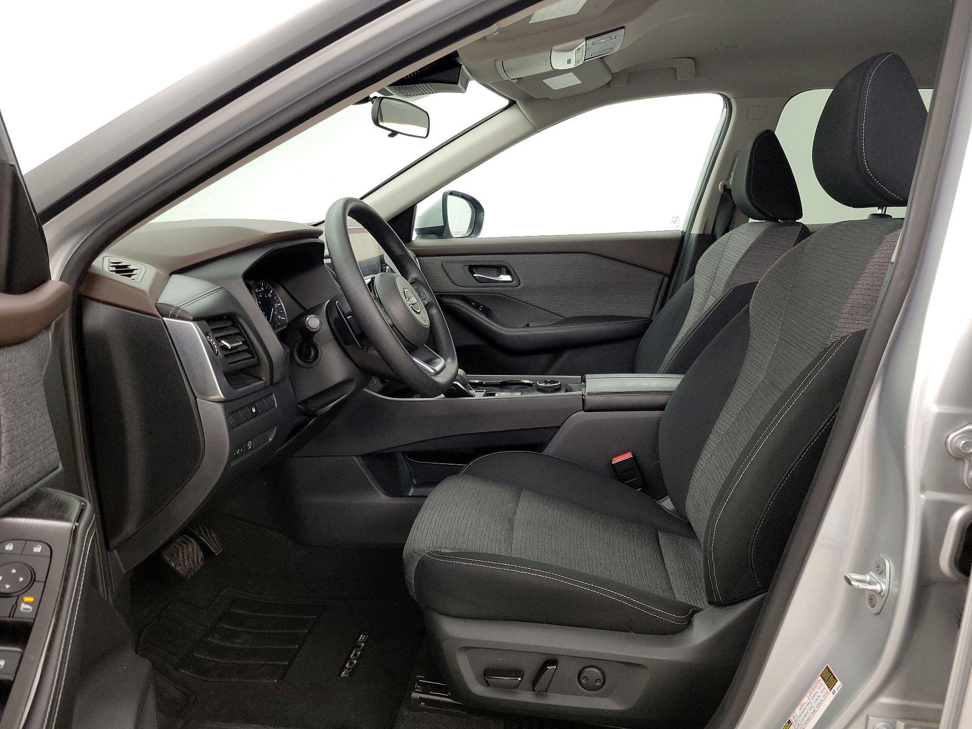 Thumbnail: 2023 Nissan Rogue - 11