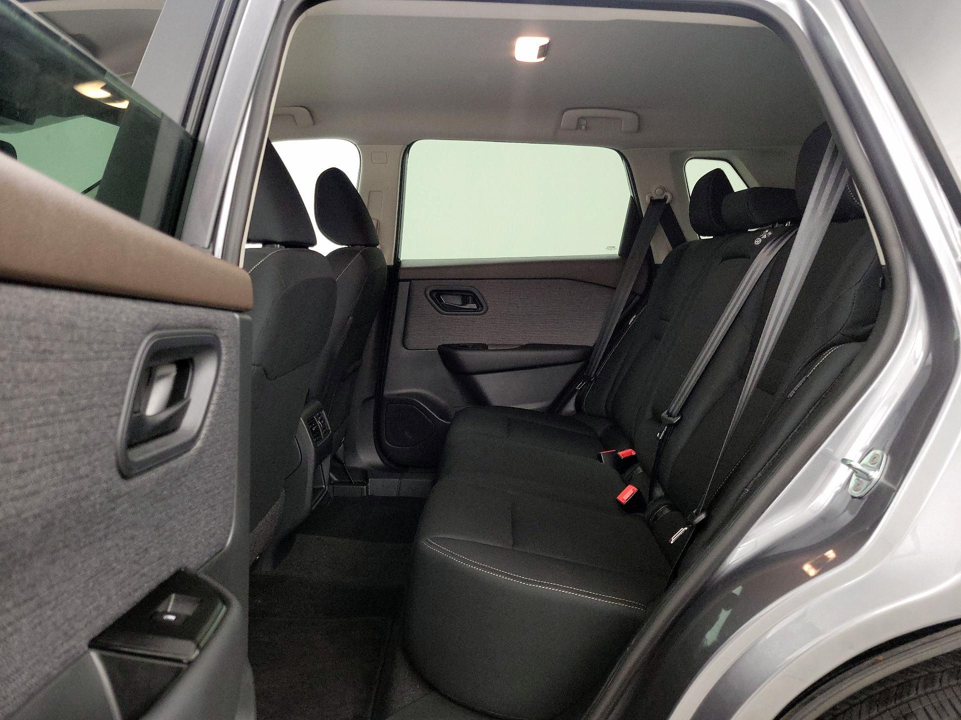 Thumbnail: 2023 Nissan Rogue - 19