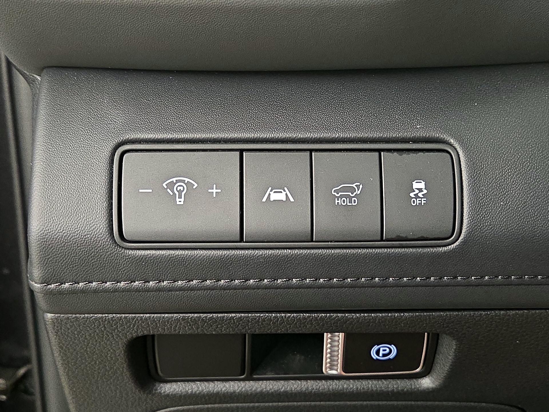 Thumbnail: 2023 Hyundai Santa Fe - 13