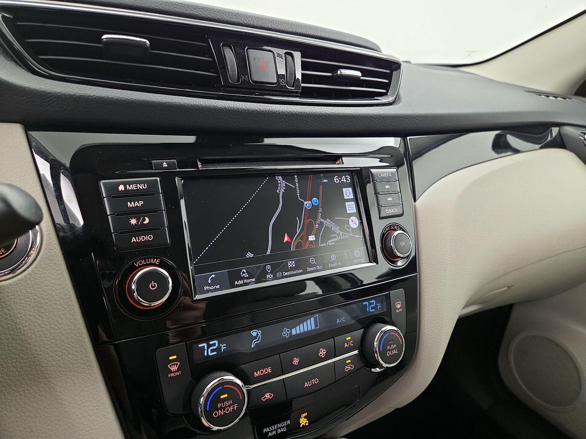 Thumbnail: 2022 Nissan Rogue Sport - 14