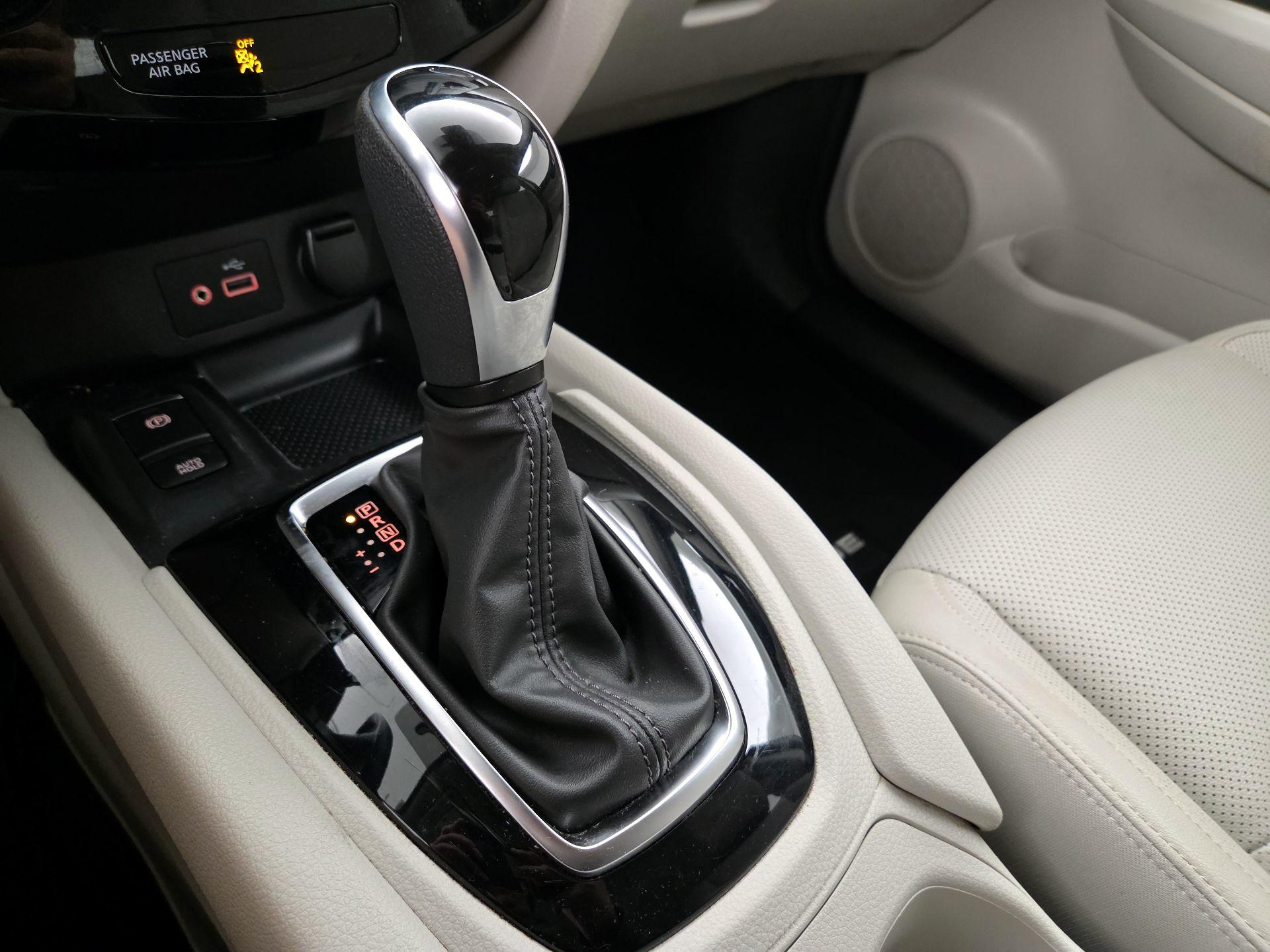 Thumbnail: 2022 Nissan Rogue Sport - 18