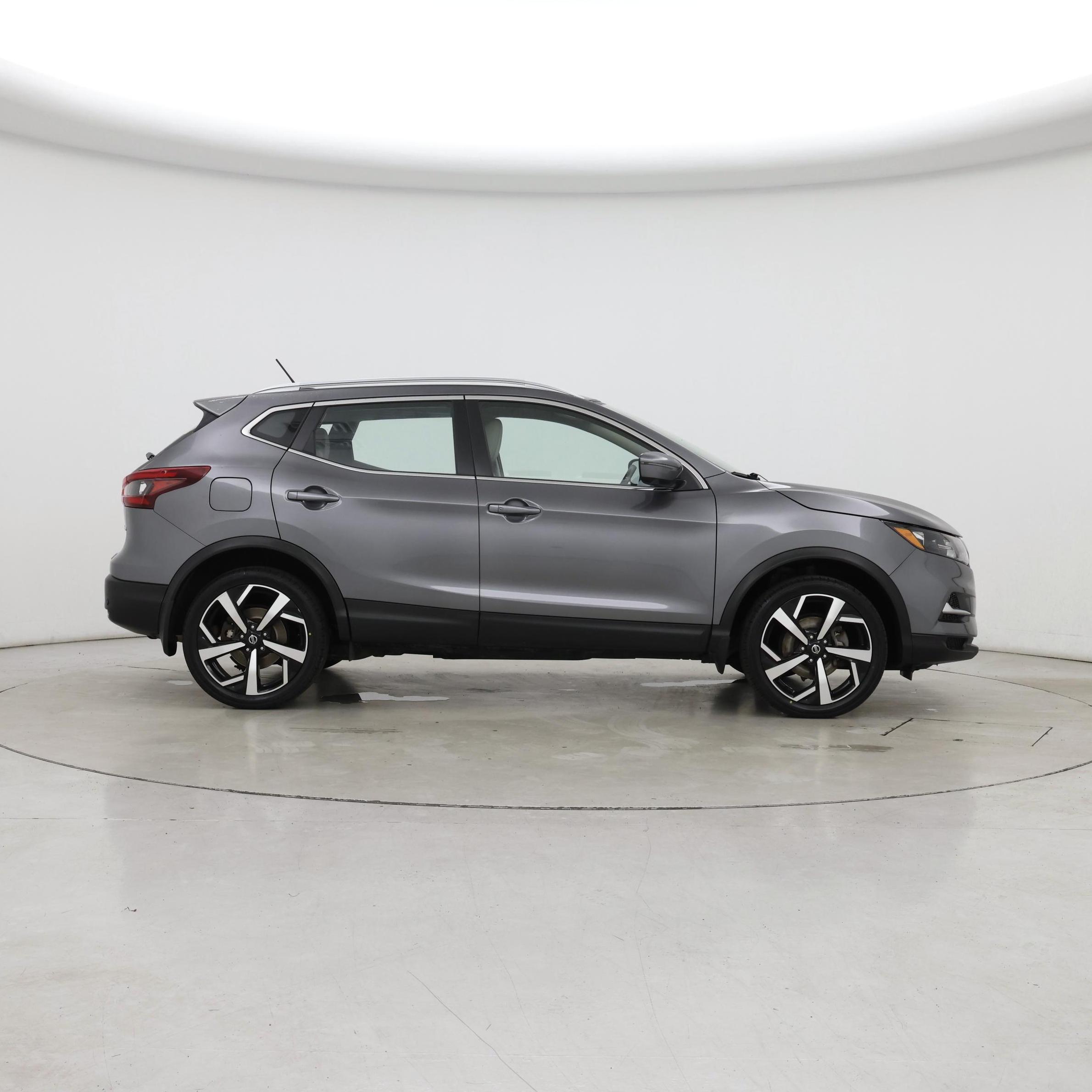 Thumbnail: 2022 Nissan Rogue Sport - 7