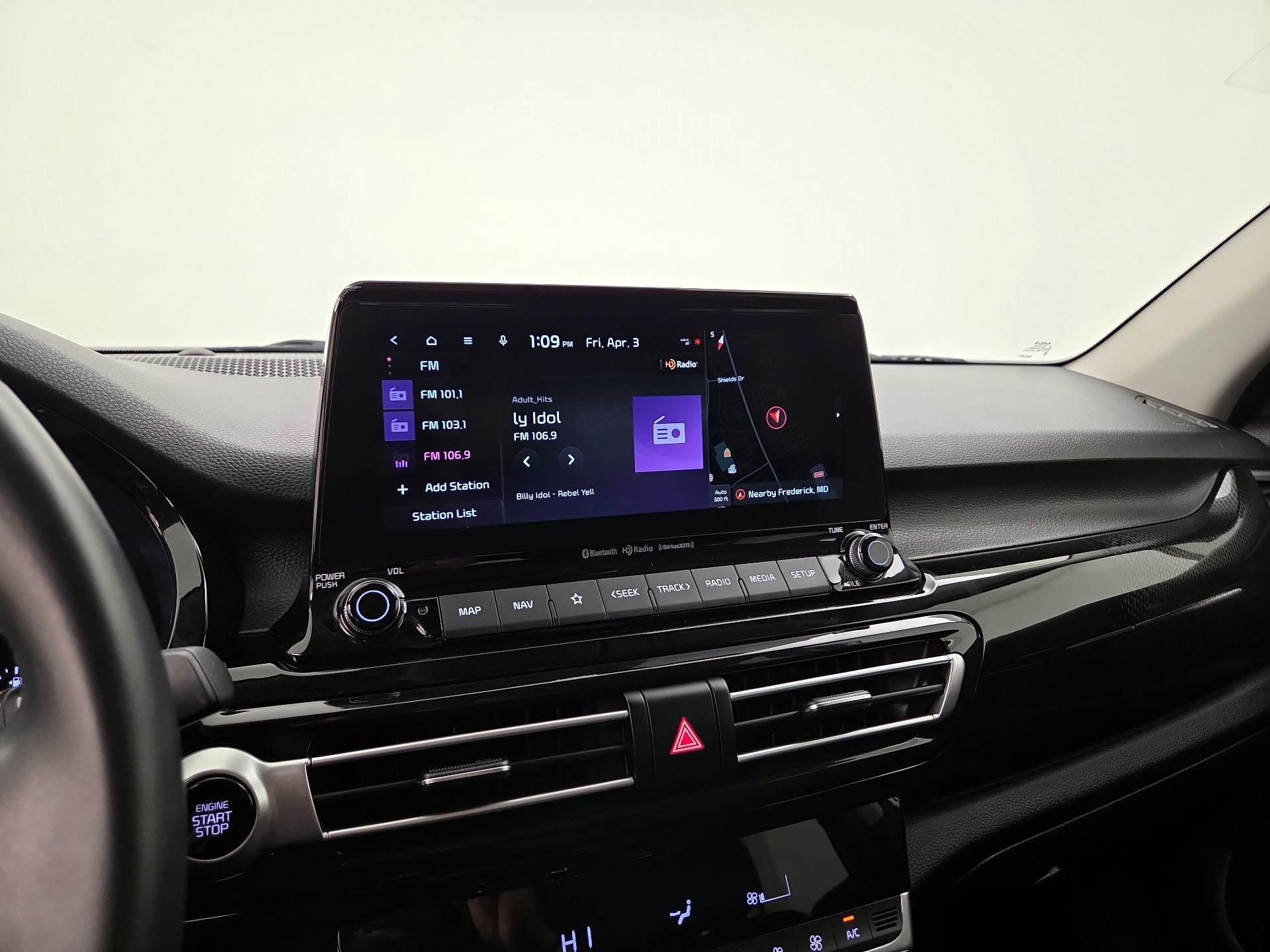 Thumbnail: 2023 Kia Seltos - 16