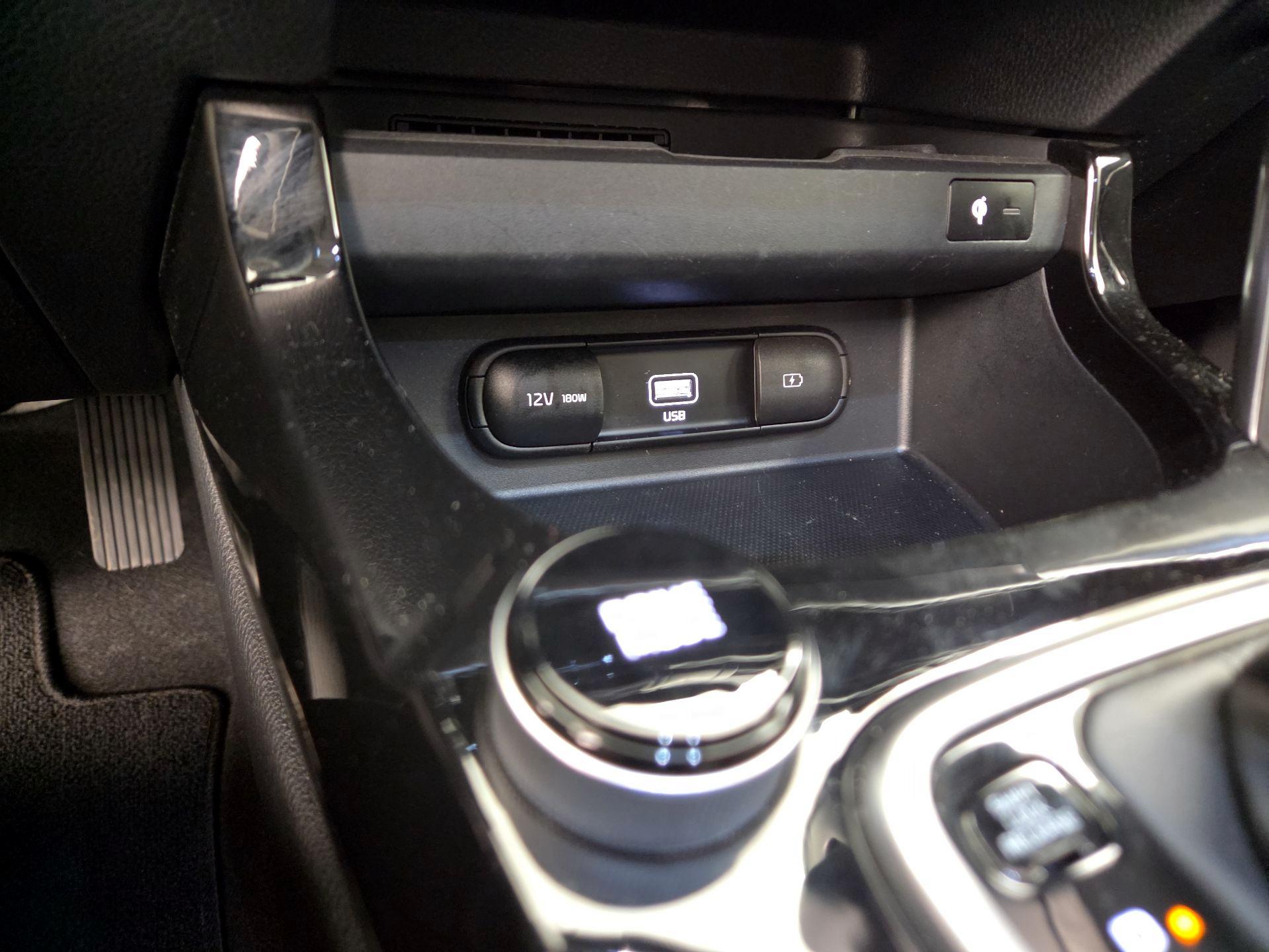 Thumbnail: 2023 Kia Seltos - 19