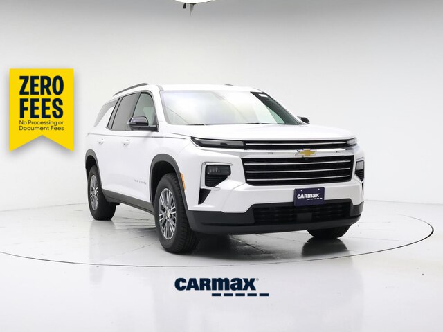 White 2025 Chevrolet Traverse SUV / Crossover Front-Wheel Drive Automatic