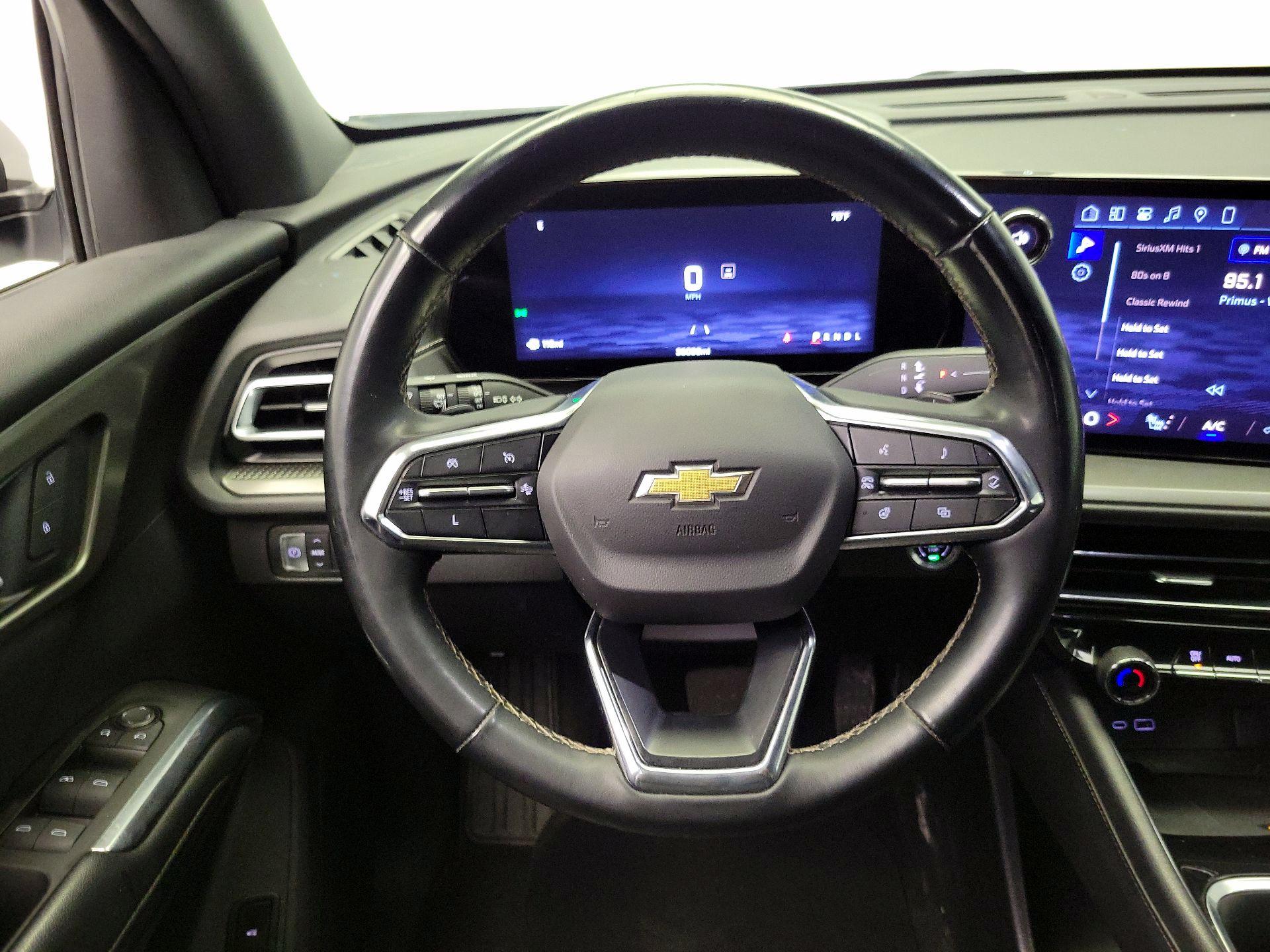 Thumbnail: 2025 Chevrolet Traverse - 10