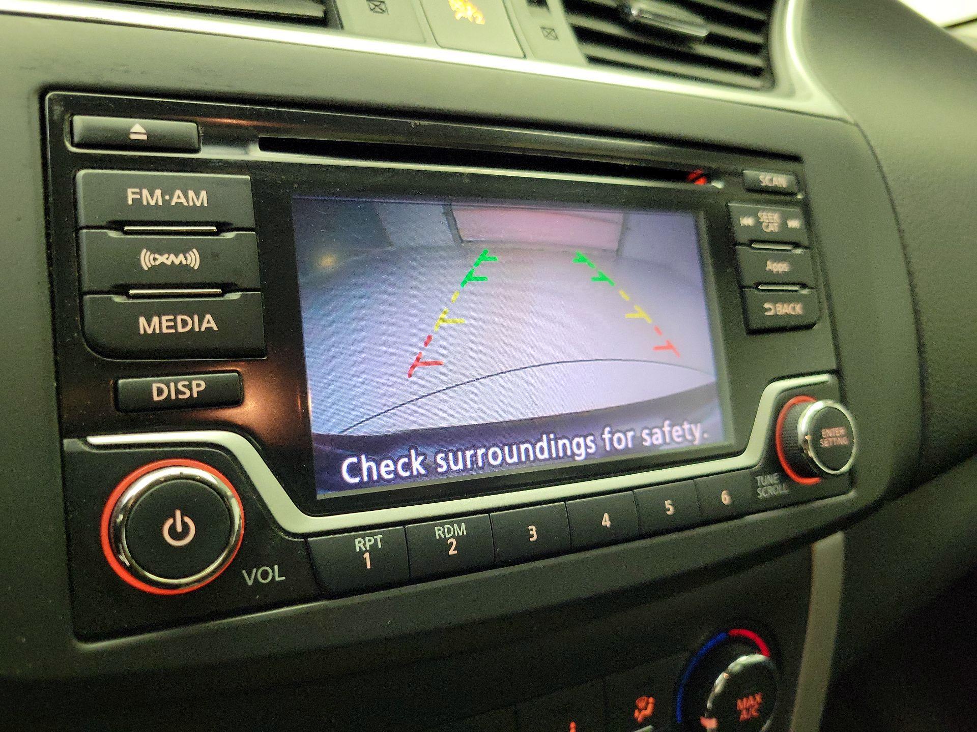 Thumbnail: 2015 Nissan Sentra - 14