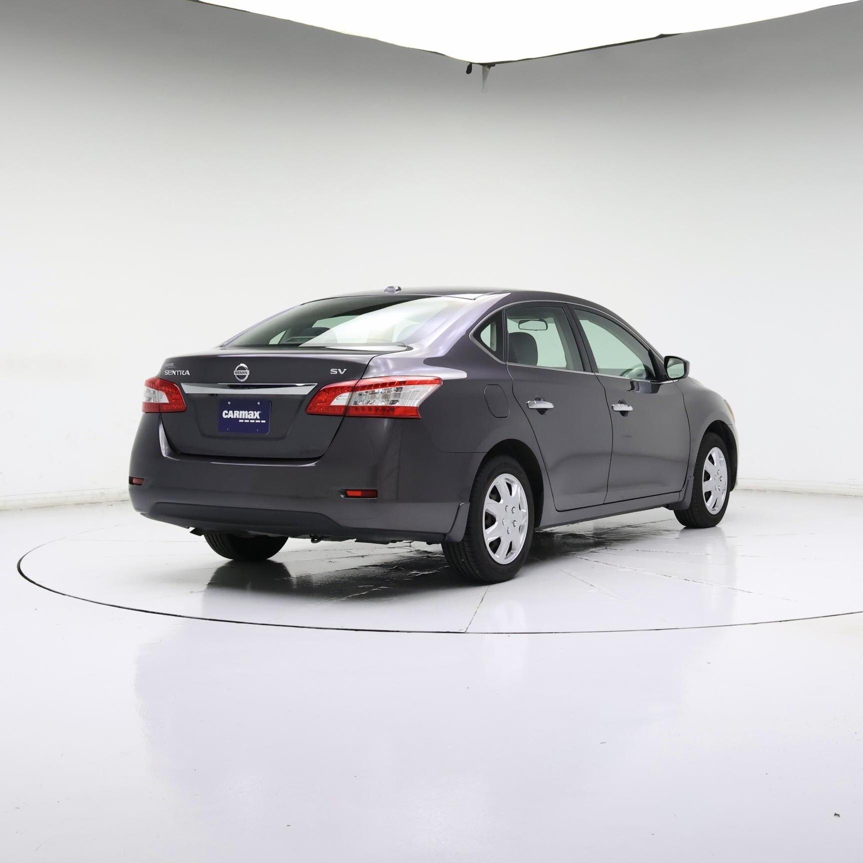 Thumbnail: 2015 Nissan Sentra - 8