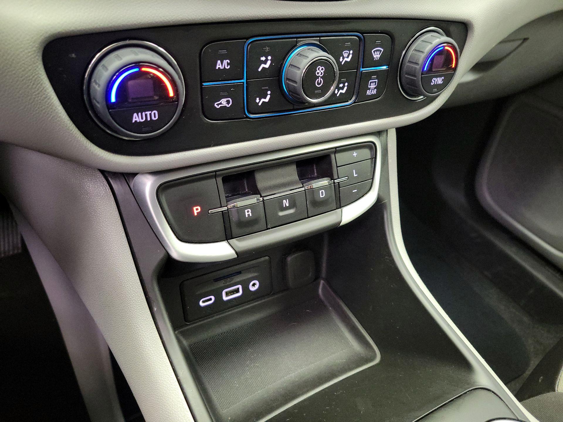 Thumbnail: 2022 GMC Terrain - 16