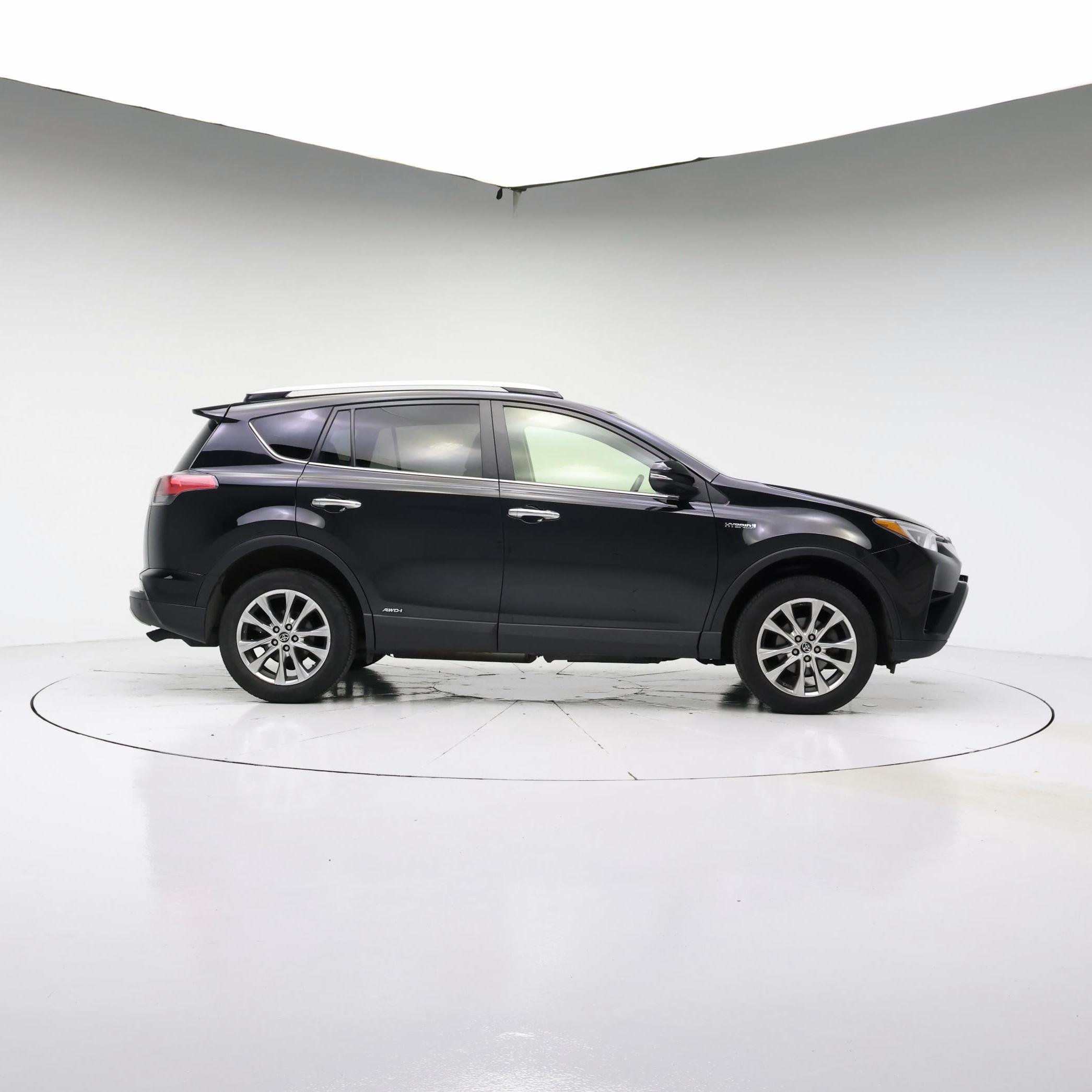 Thumbnail: 2016 Toyota RAV4 - 7