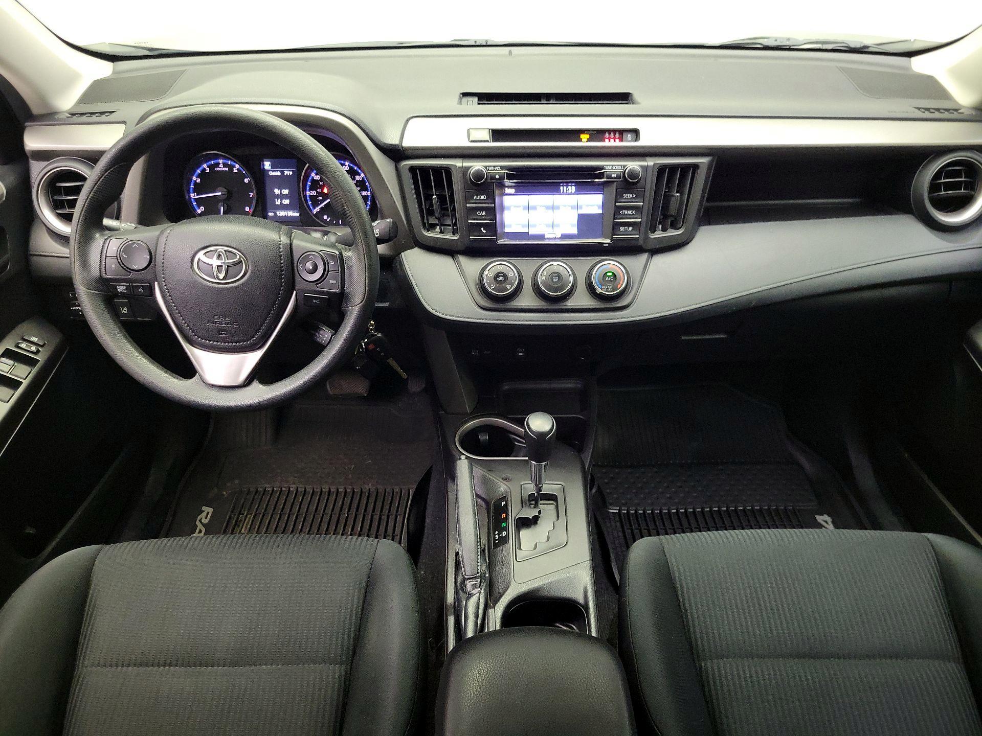 Thumbnail: 2018 Toyota RAV4 - 9