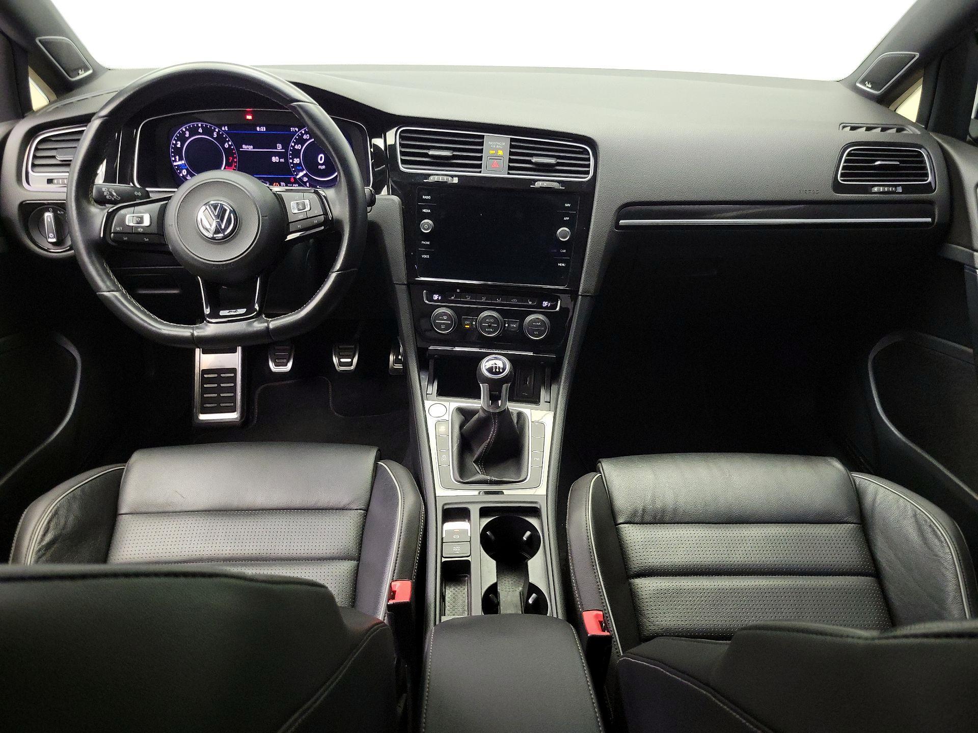 Thumbnail: 2019 Volkswagen Golf - 9