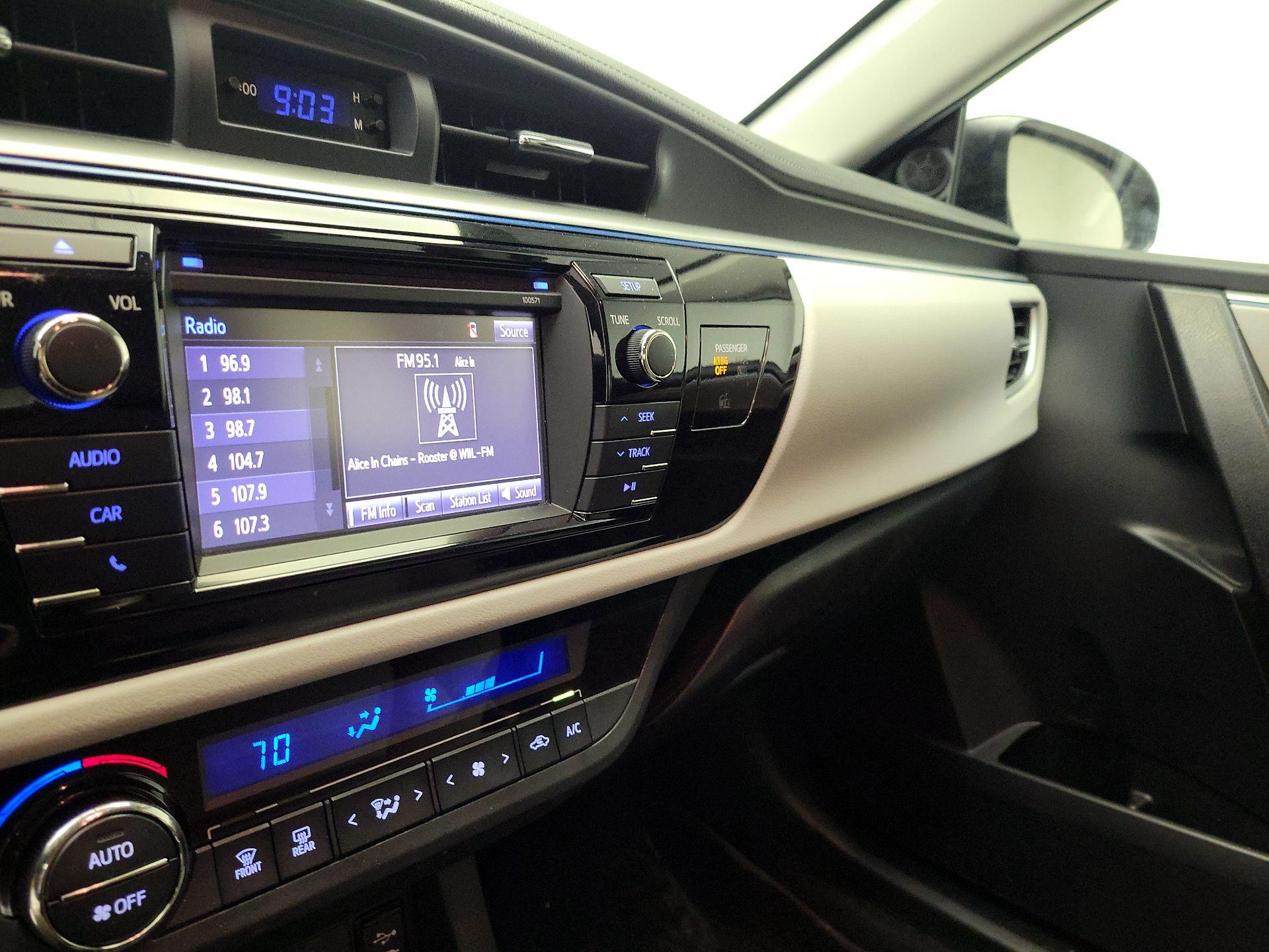 Thumbnail: 2016 Toyota Corolla - 15