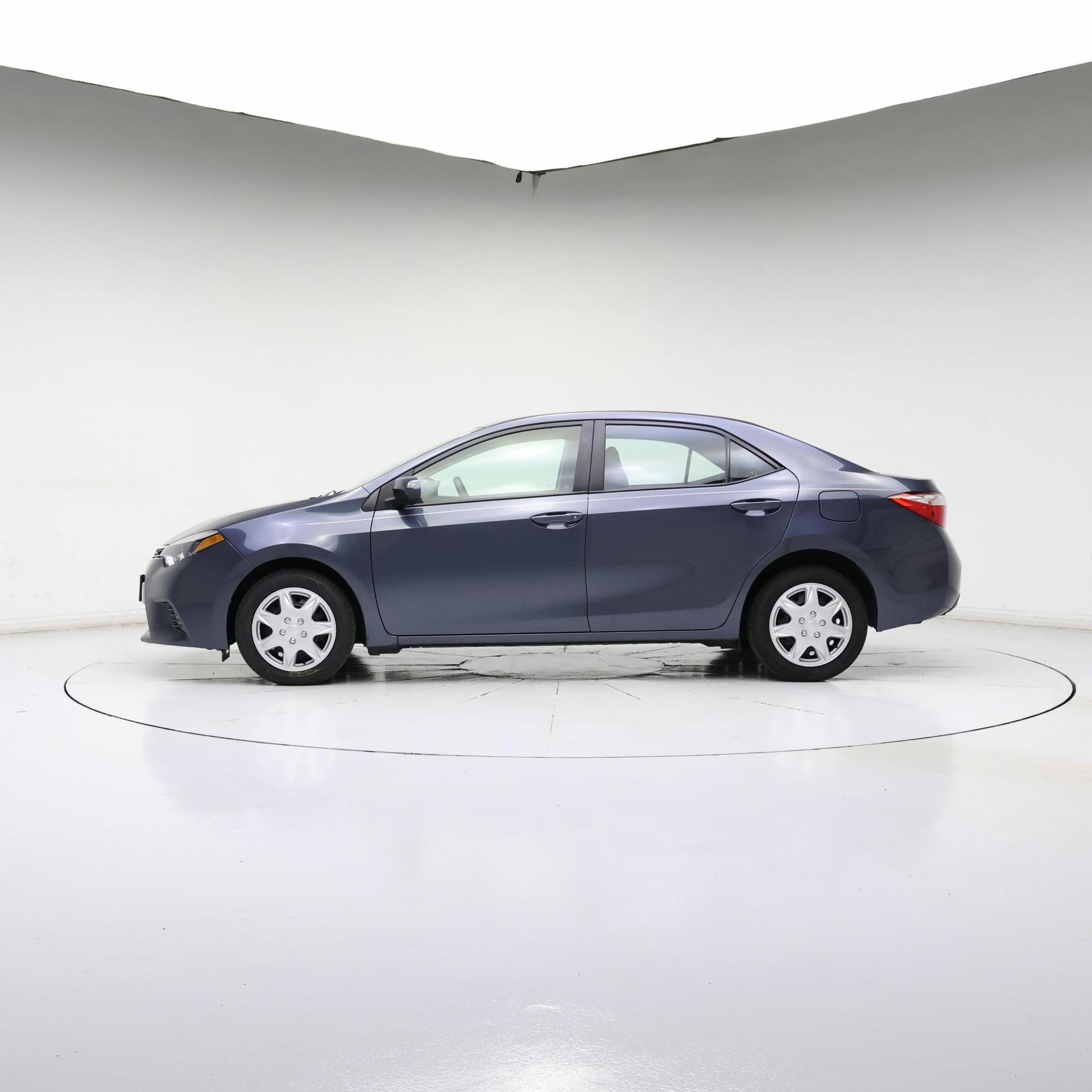Thumbnail: 2016 Toyota Corolla - 3
