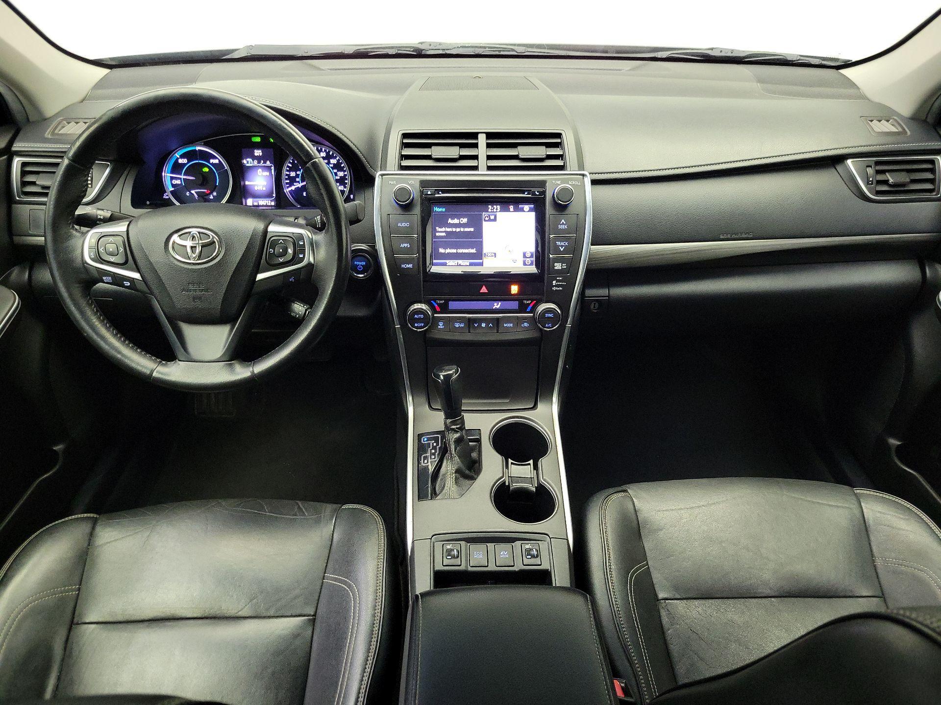 Thumbnail: 2015 Toyota Camry - 9