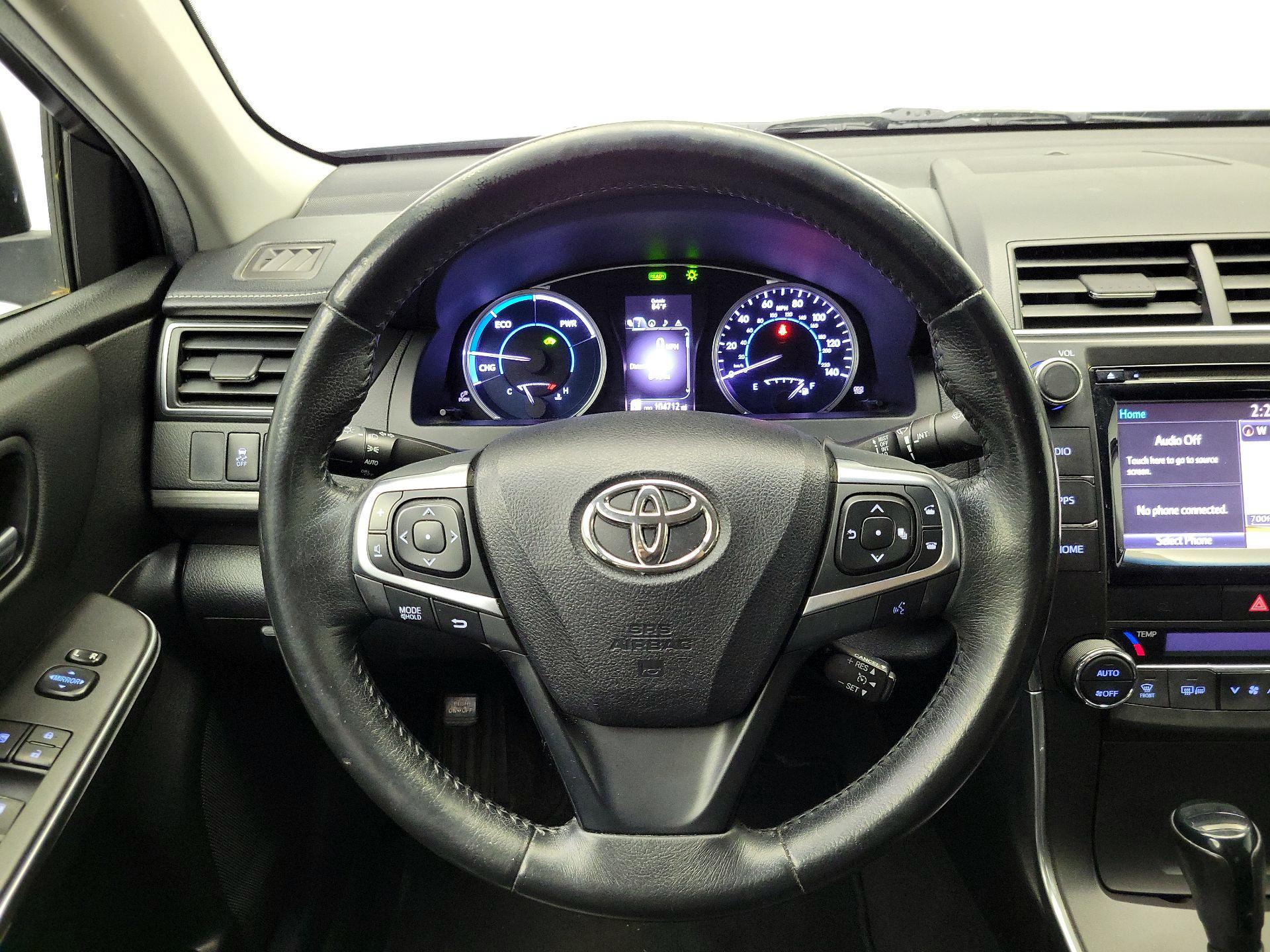 Thumbnail: 2015 Toyota Camry - 10