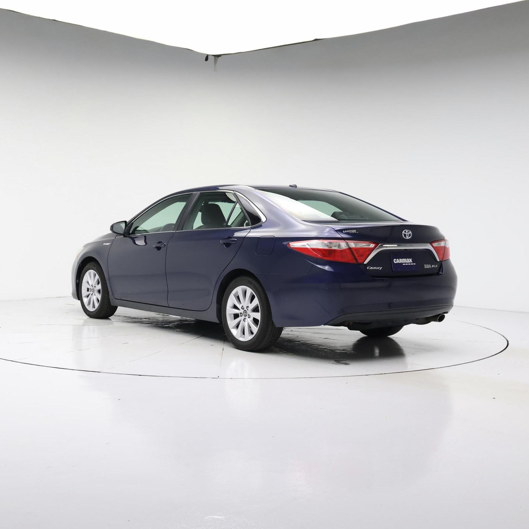 Thumbnail: 2015 Toyota Camry - 2