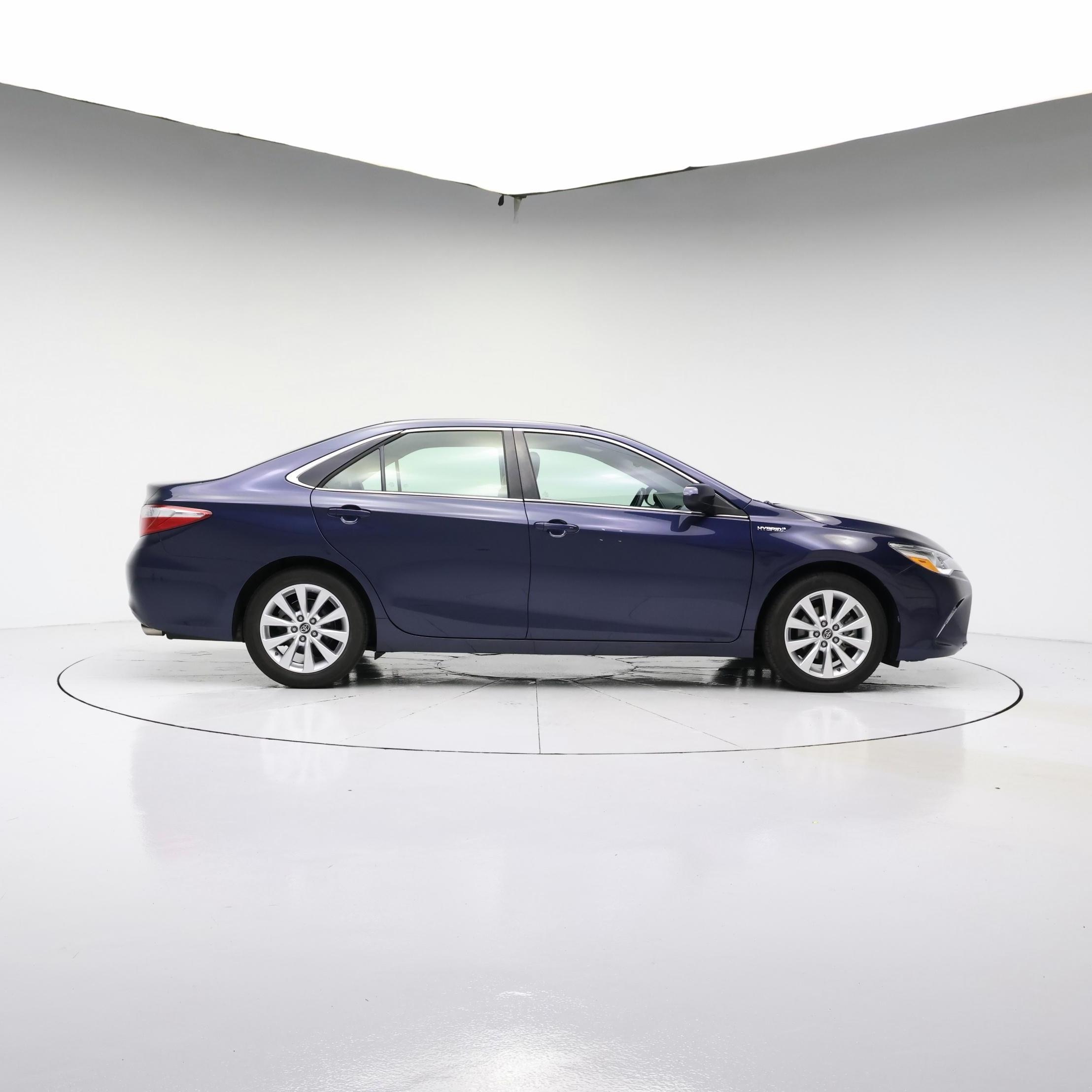 Thumbnail: 2015 Toyota Camry - 7