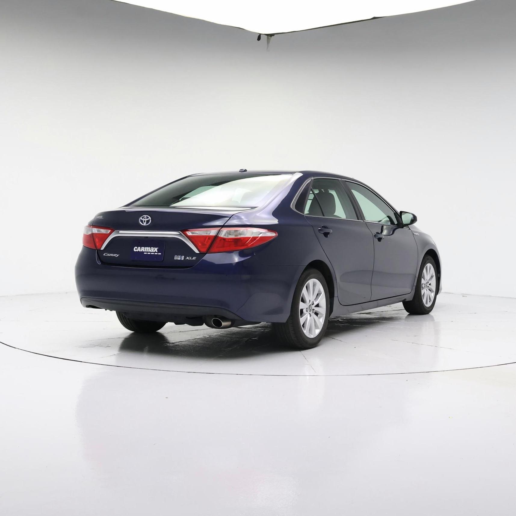 Thumbnail: 2015 Toyota Camry - 8