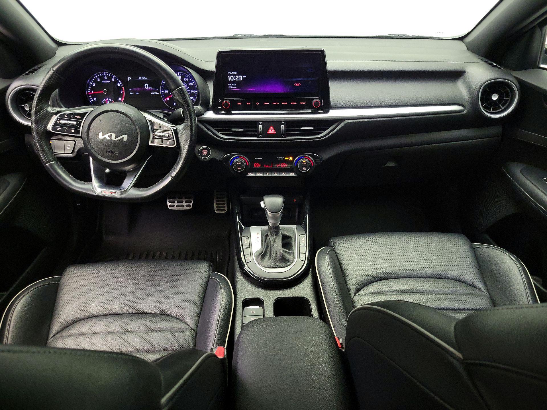 Thumbnail: 2023 Kia Forte - 9
