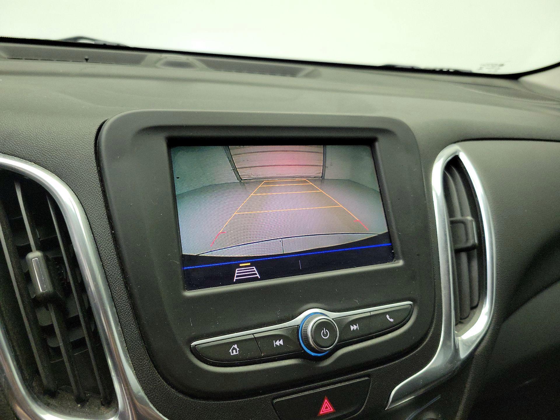 Thumbnail: 2021 Chevrolet Equinox - 14