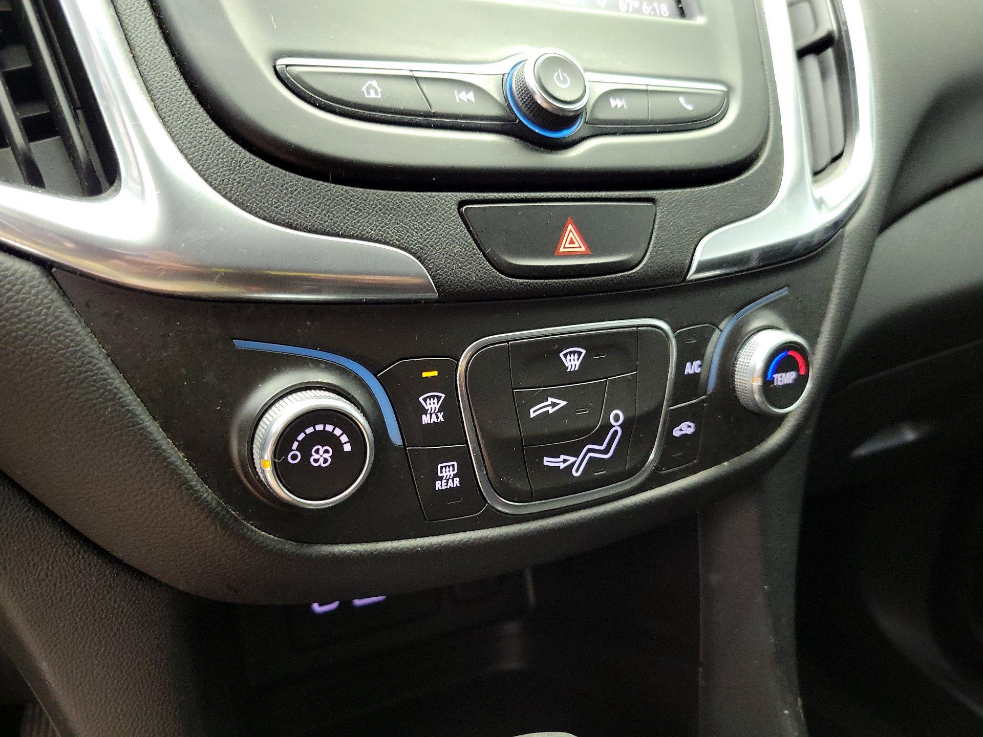 Thumbnail: 2021 Chevrolet Equinox - 16