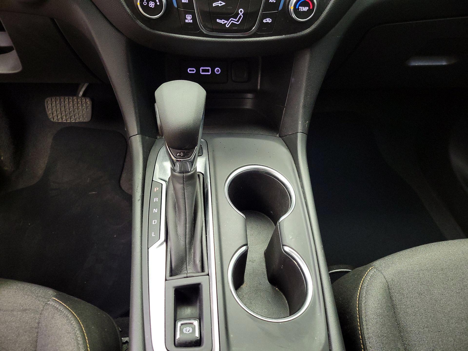 Thumbnail: 2021 Chevrolet Equinox - 17