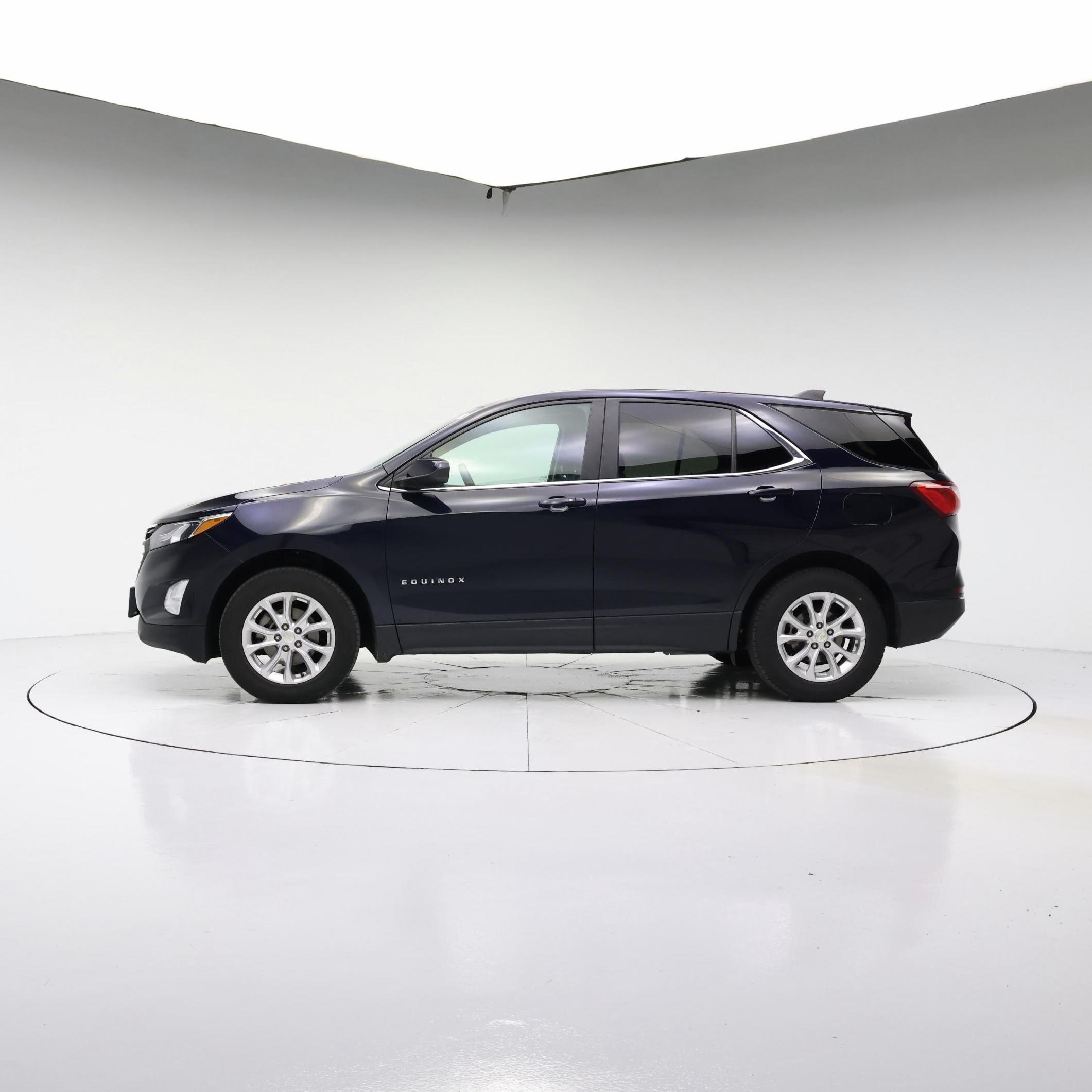 Thumbnail: 2021 Chevrolet Equinox - 3