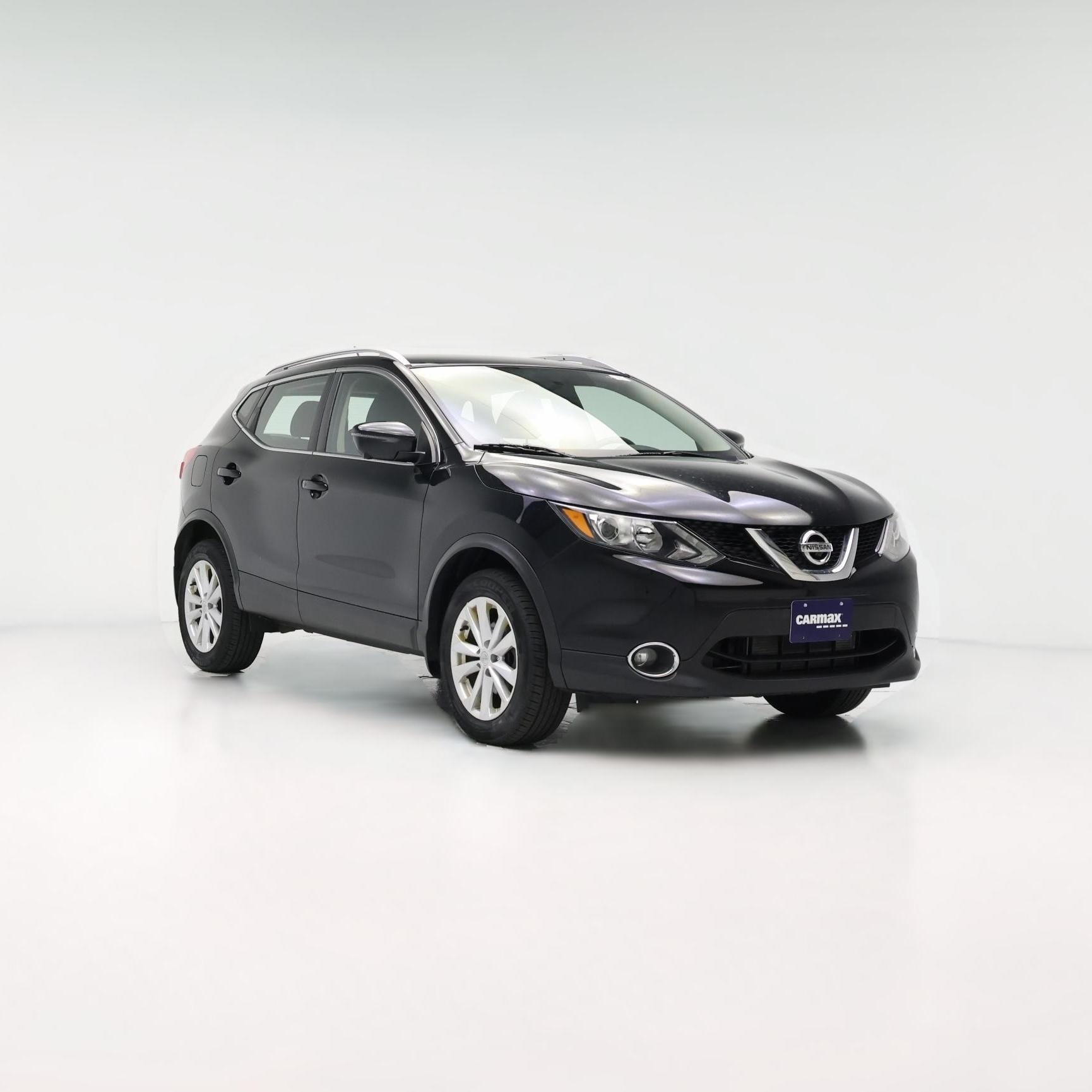 Thumbnail: 2017 Nissan Rogue Sport - 1
