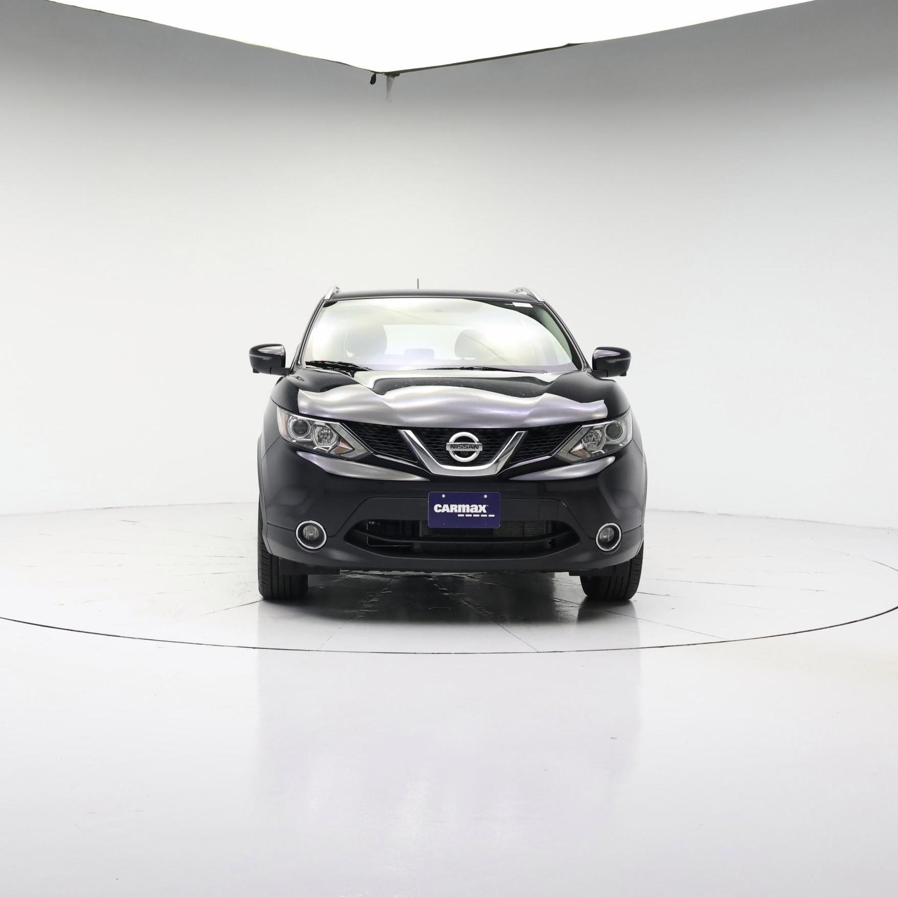 Thumbnail: 2017 Nissan Rogue Sport - 5