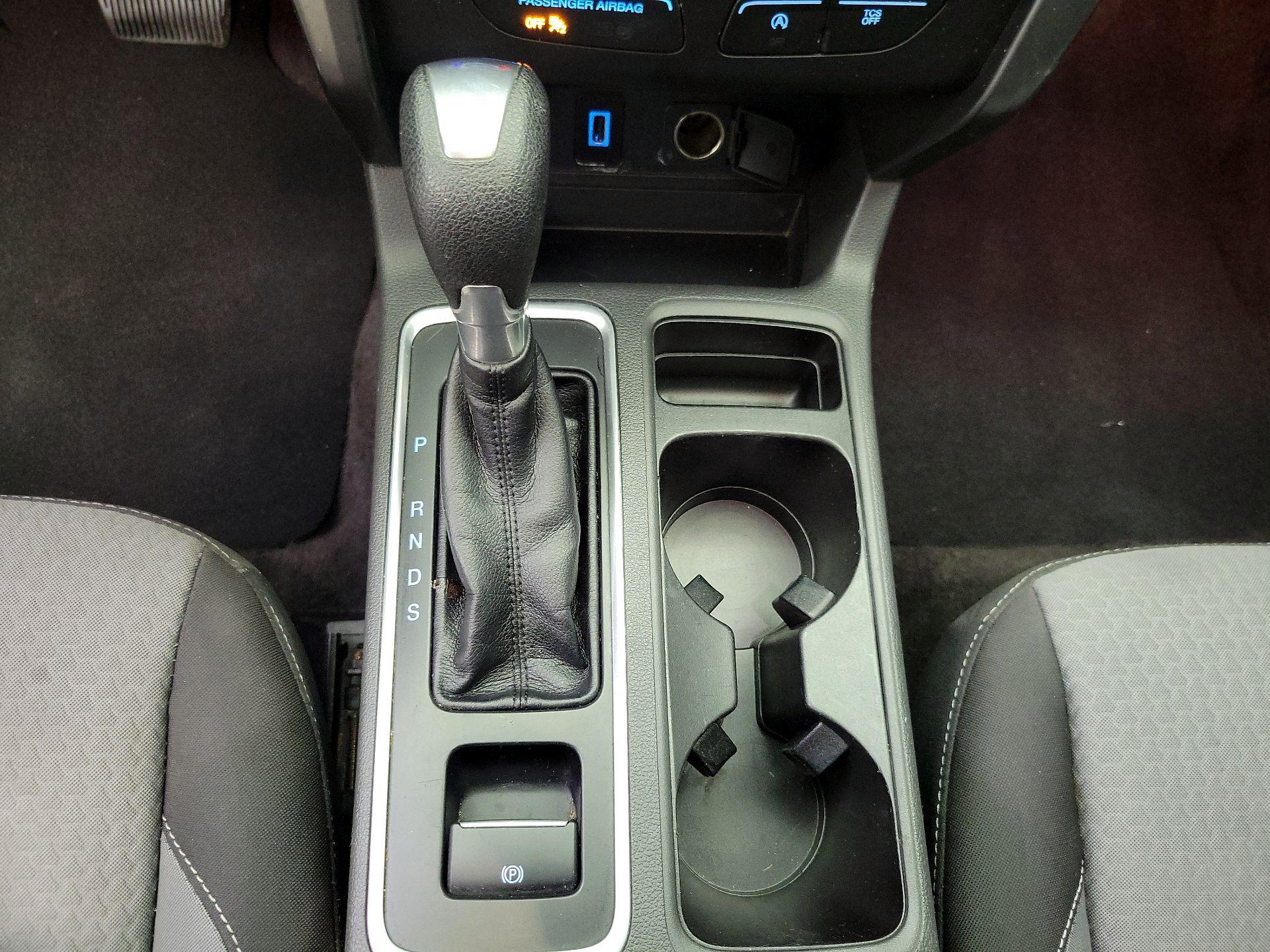Thumbnail: 2017 Ford Escape - 17