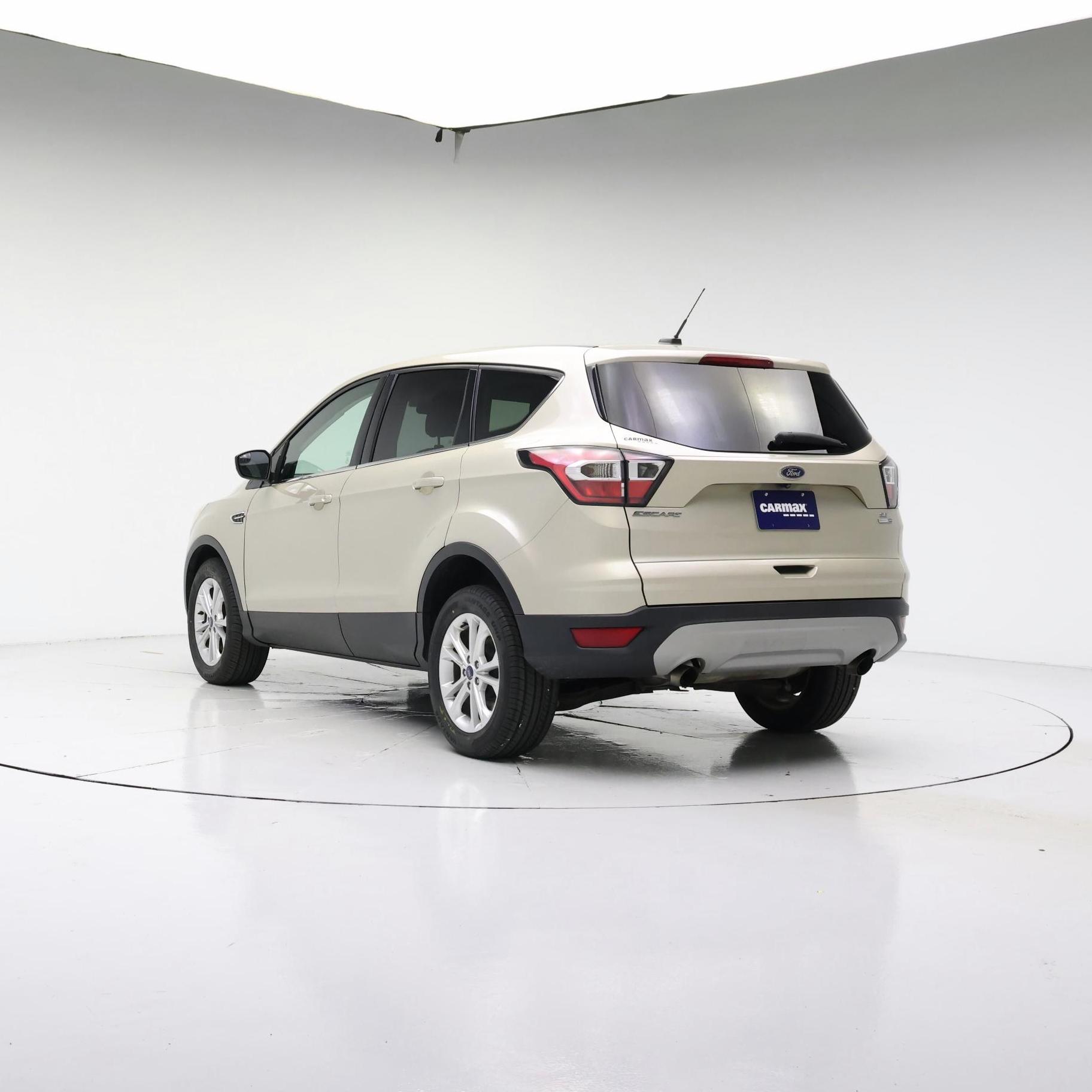 Thumbnail: 2017 Ford Escape - 2